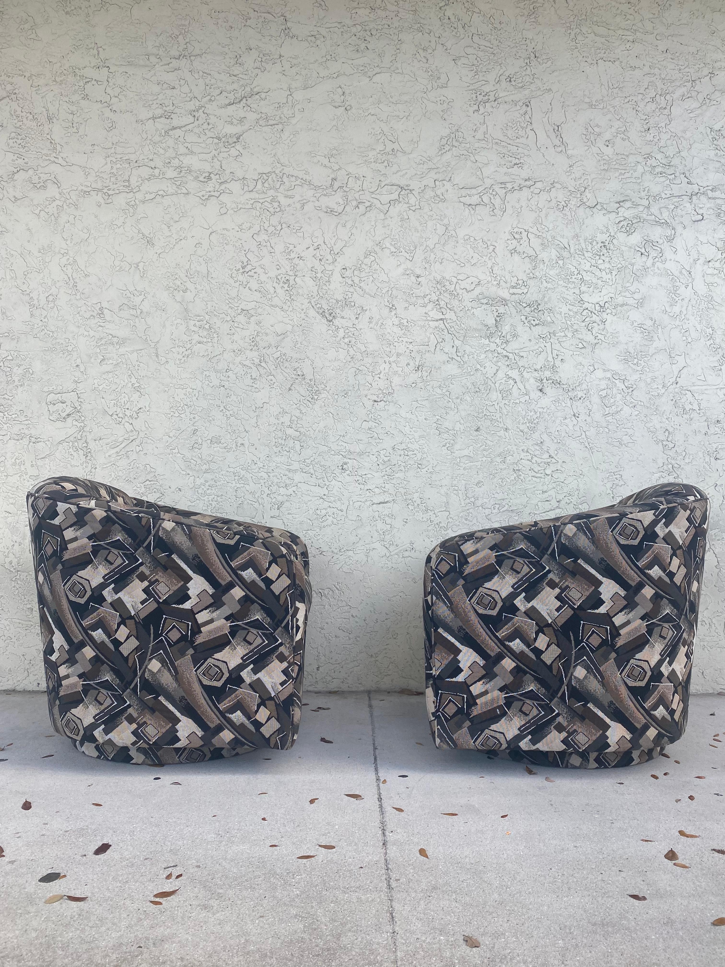 Post-Modern 1980s Abstract Barrel Swivel Chairs Attributed to Milo Baughman - Set of 2 For Sale