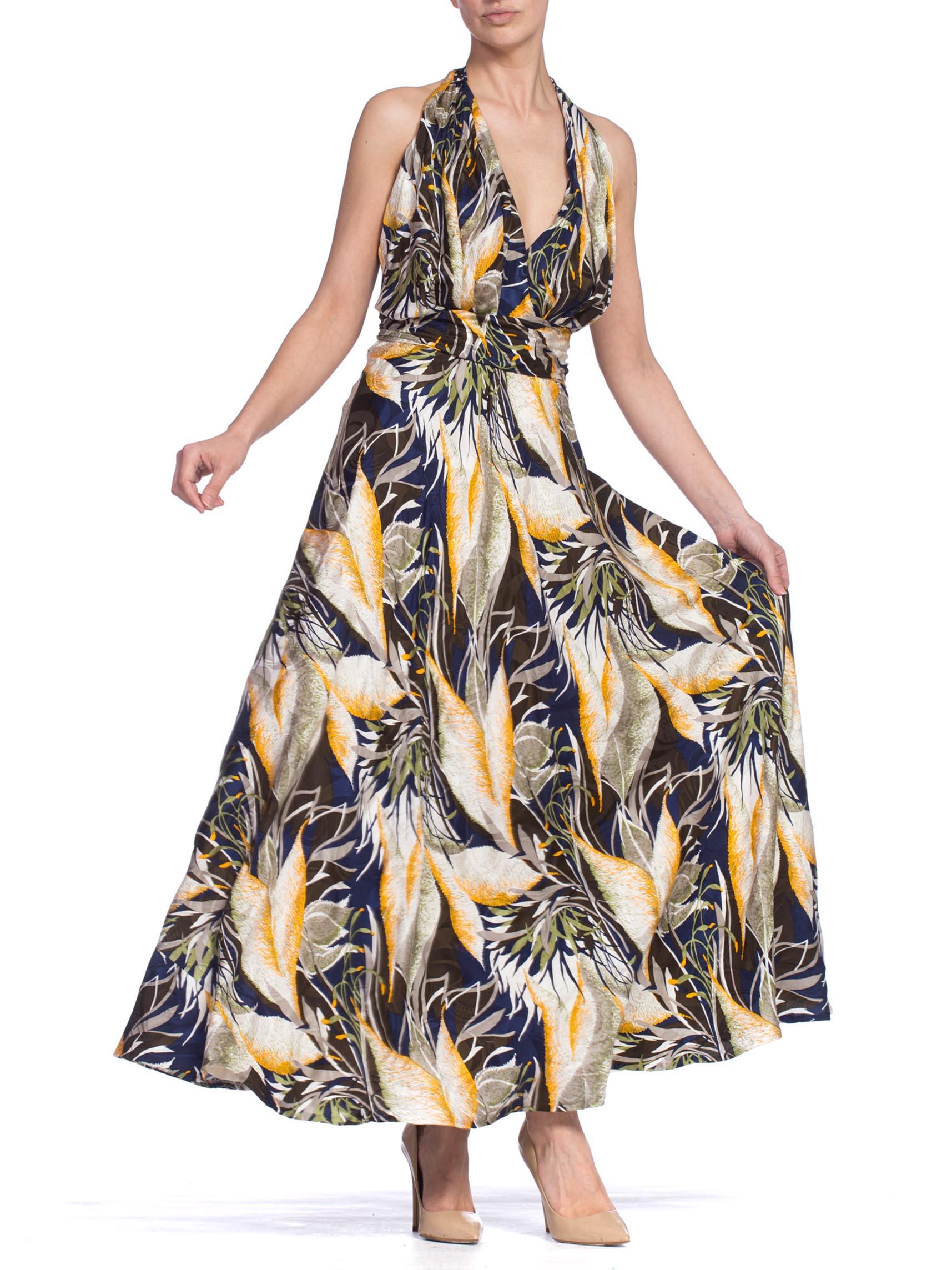 1980'S Silk Abstract Floral Printed Gown Lined In In Excellent Condition In New York, NY