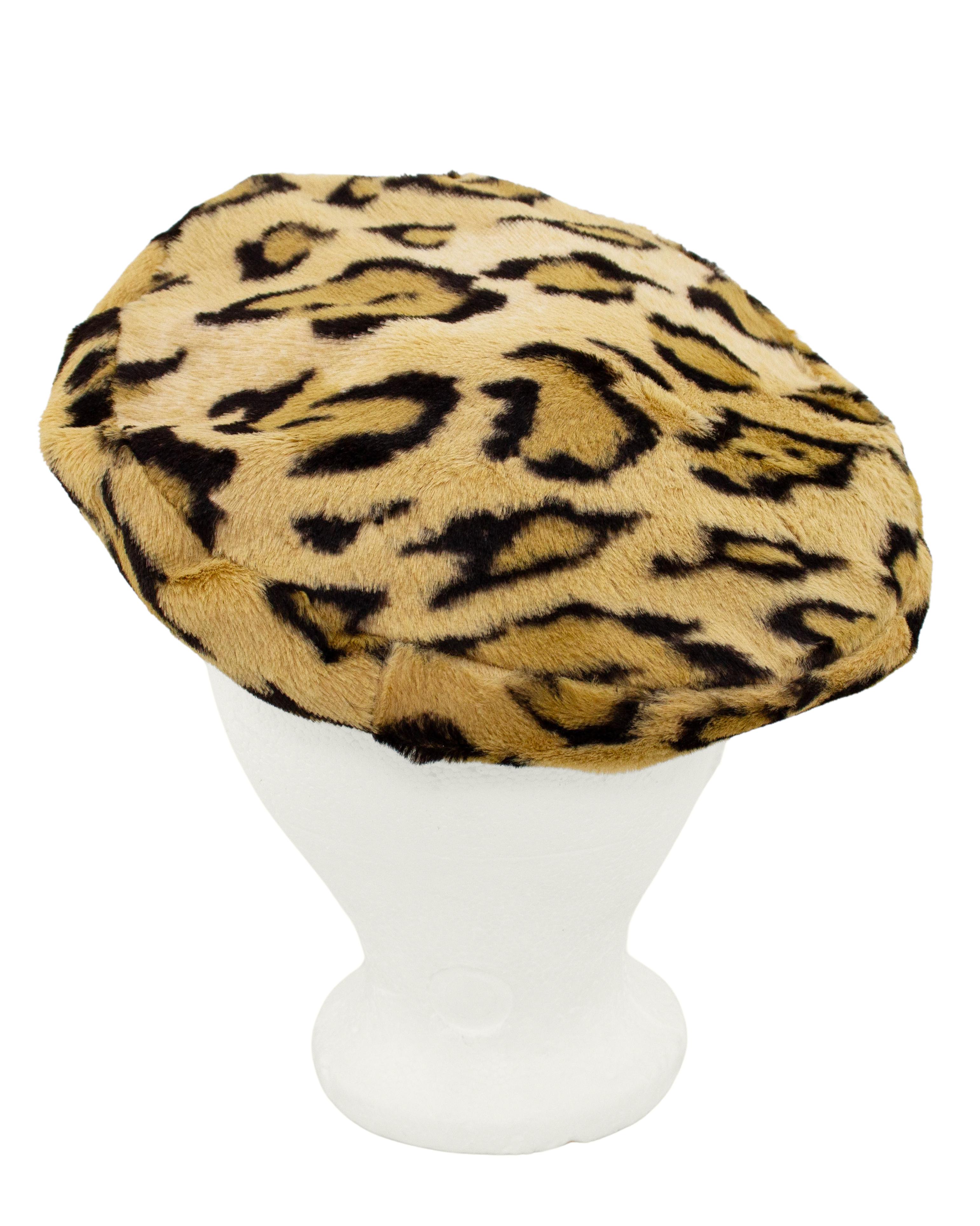 1980's Adolfo Faux Leopard Felt Beret Style Hat In Good Condition For Sale In Toronto, Ontario