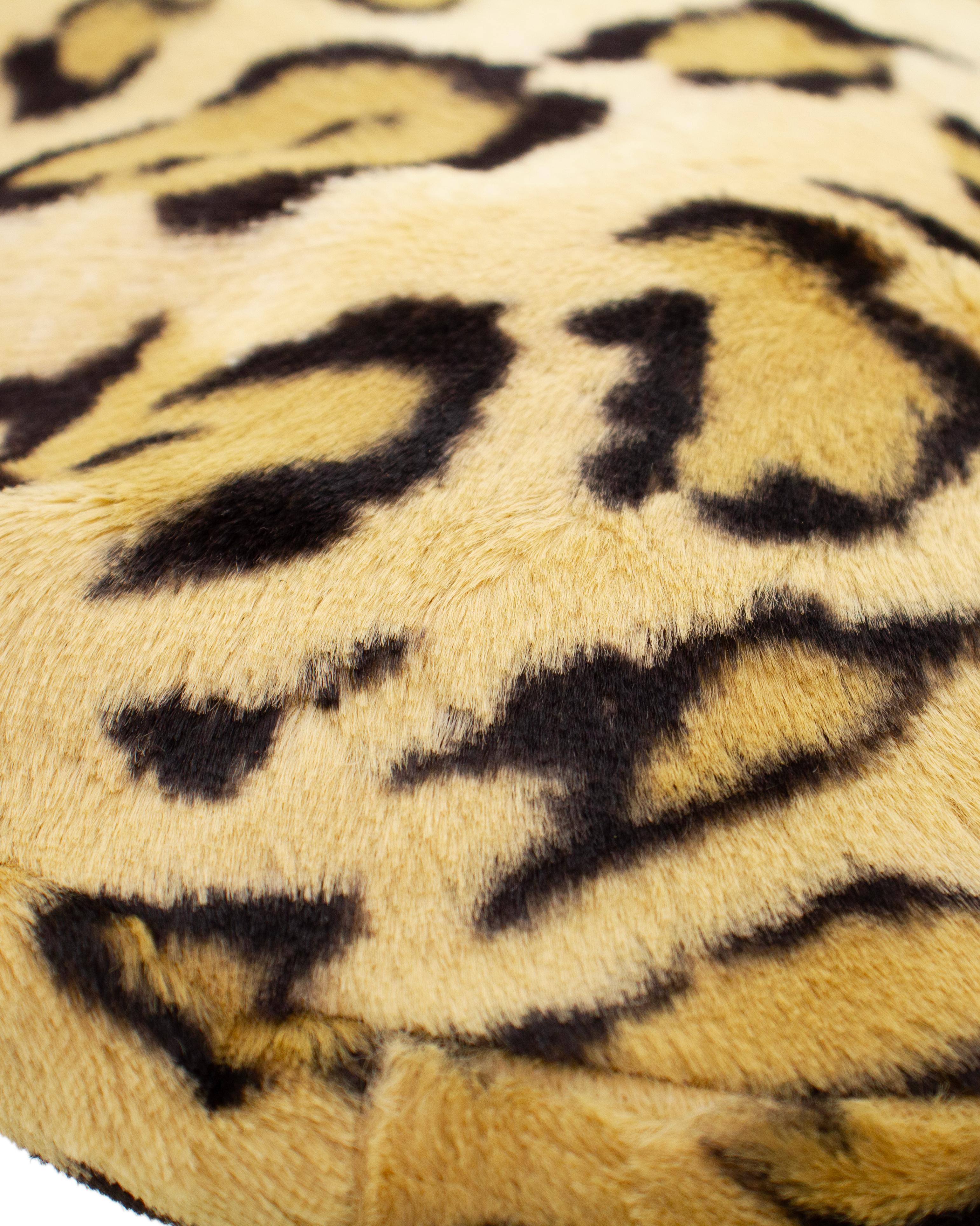 Women's or Men's 1980's Adolfo Faux Leopard Felt Beret Style Hat For Sale