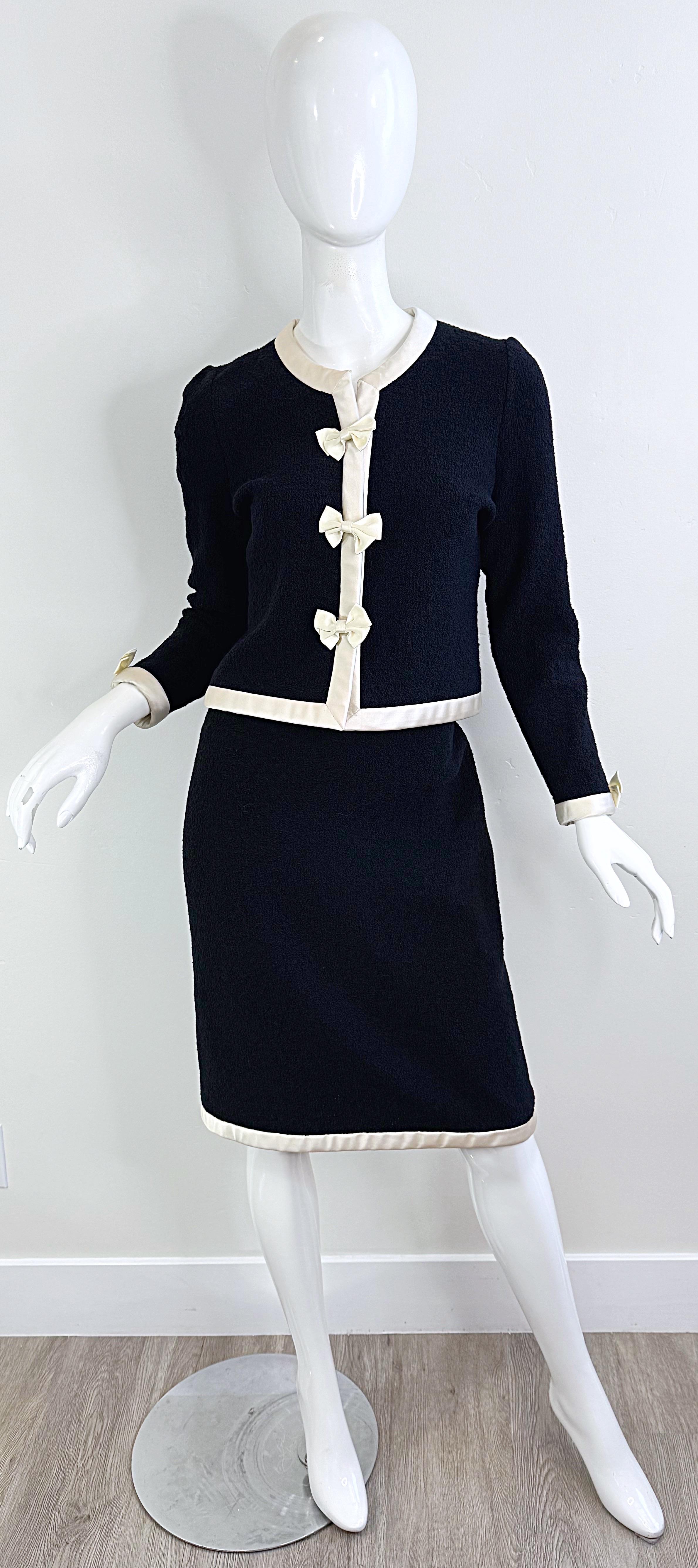 1980s Adolfo for Saks 5th Avenue Black and White Vintage 80s Skirt Suit Bows For Sale 10