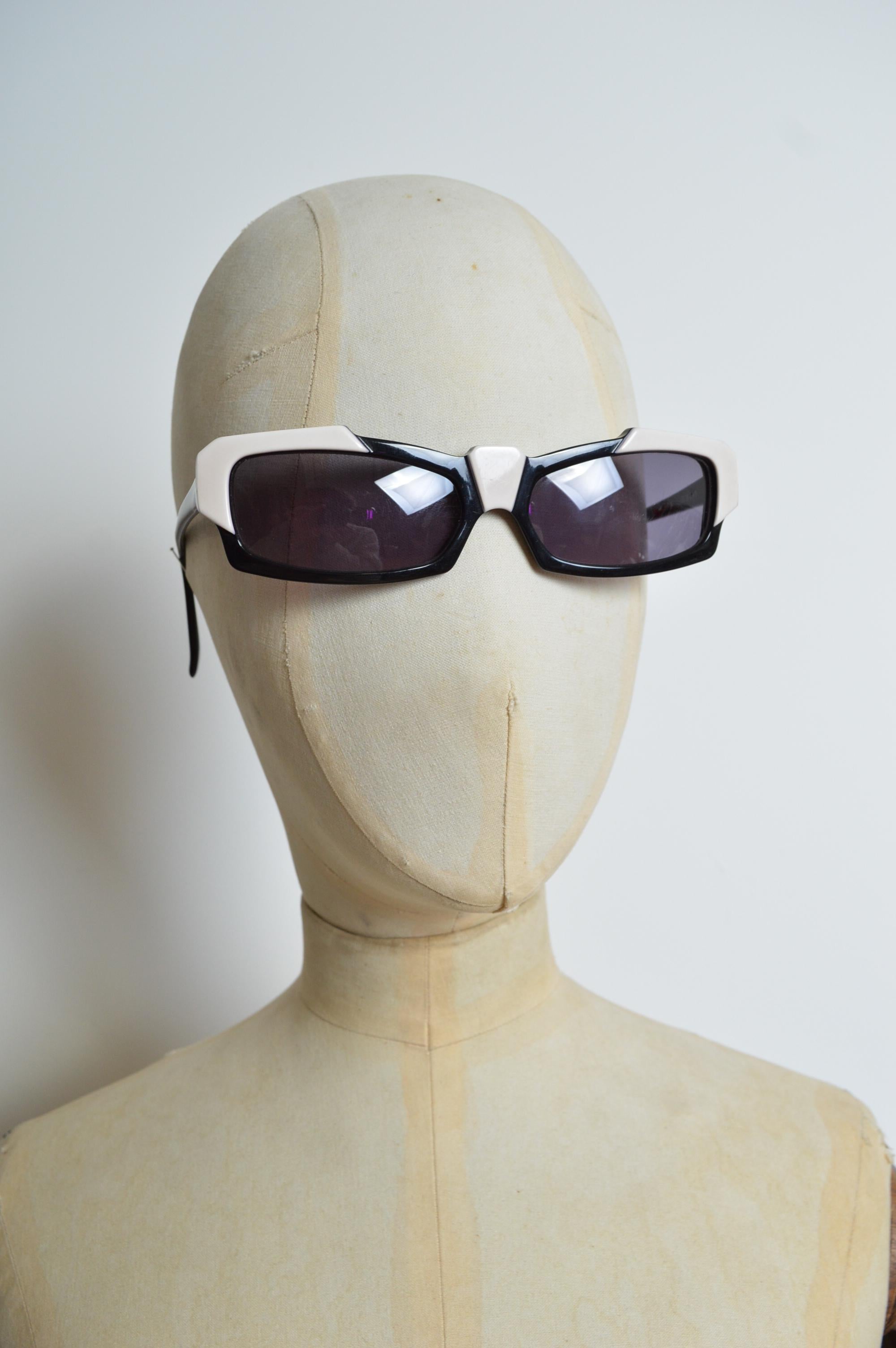 1980's Alain Mikli Black White Avant Guard Unusual Geometric Angular Sunglasses For Sale 7