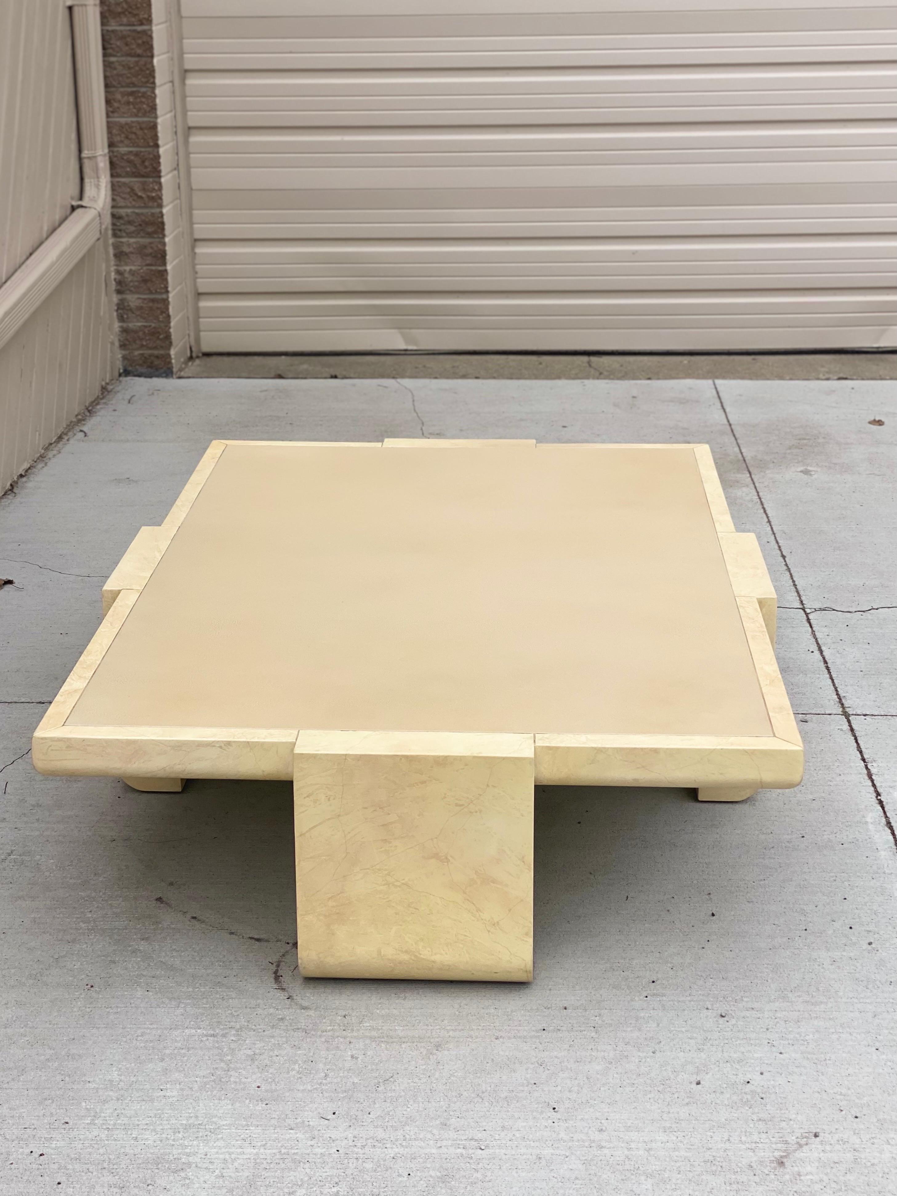 1980s Alessandro for Baker Faux Lacquer Ming Monumental Coffee Table In Good Condition For Sale In Farmington Hills, MI