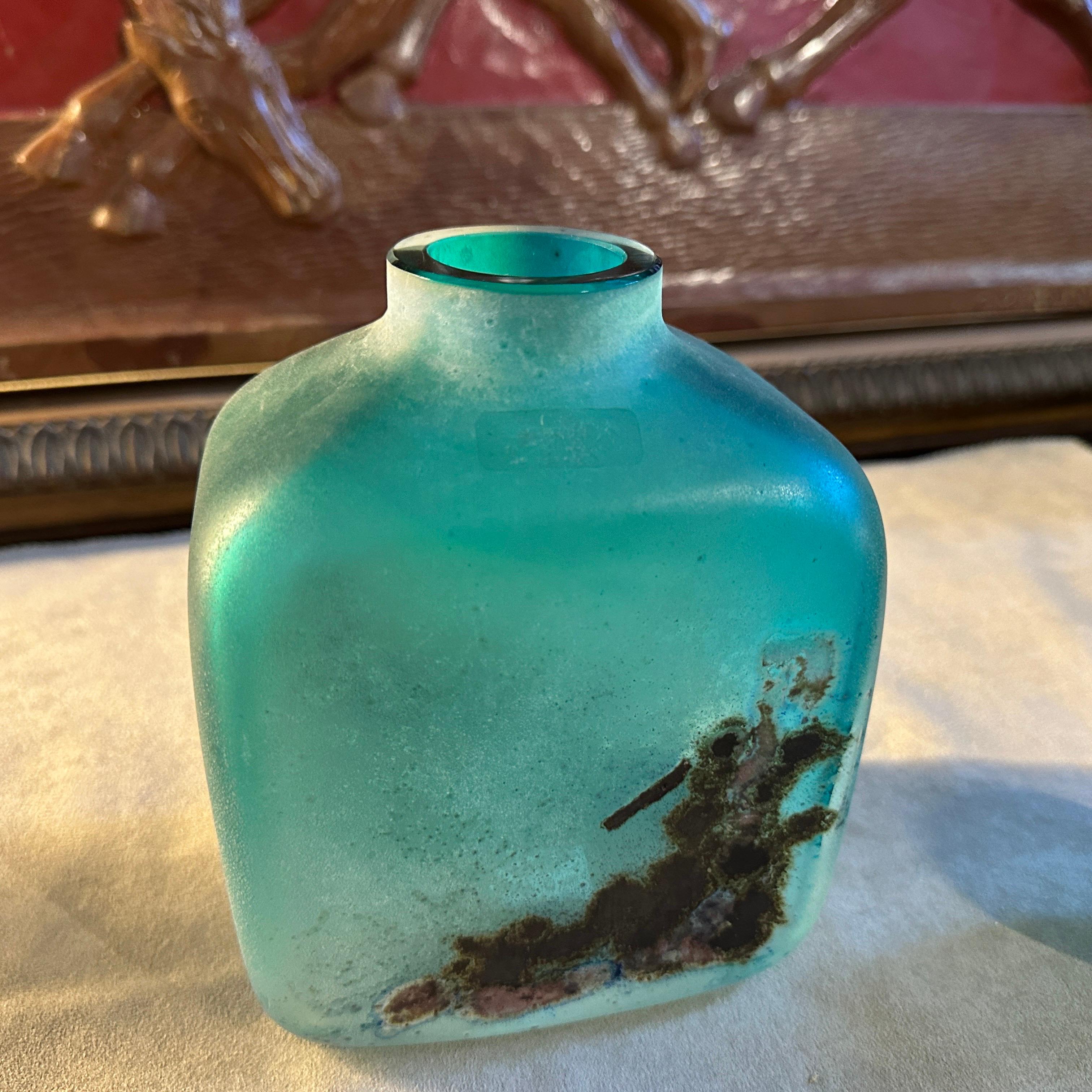 1980s Alfredo Barbini Modernist Scavo Murano Glass Rectangular Bottle Vase For Sale 3