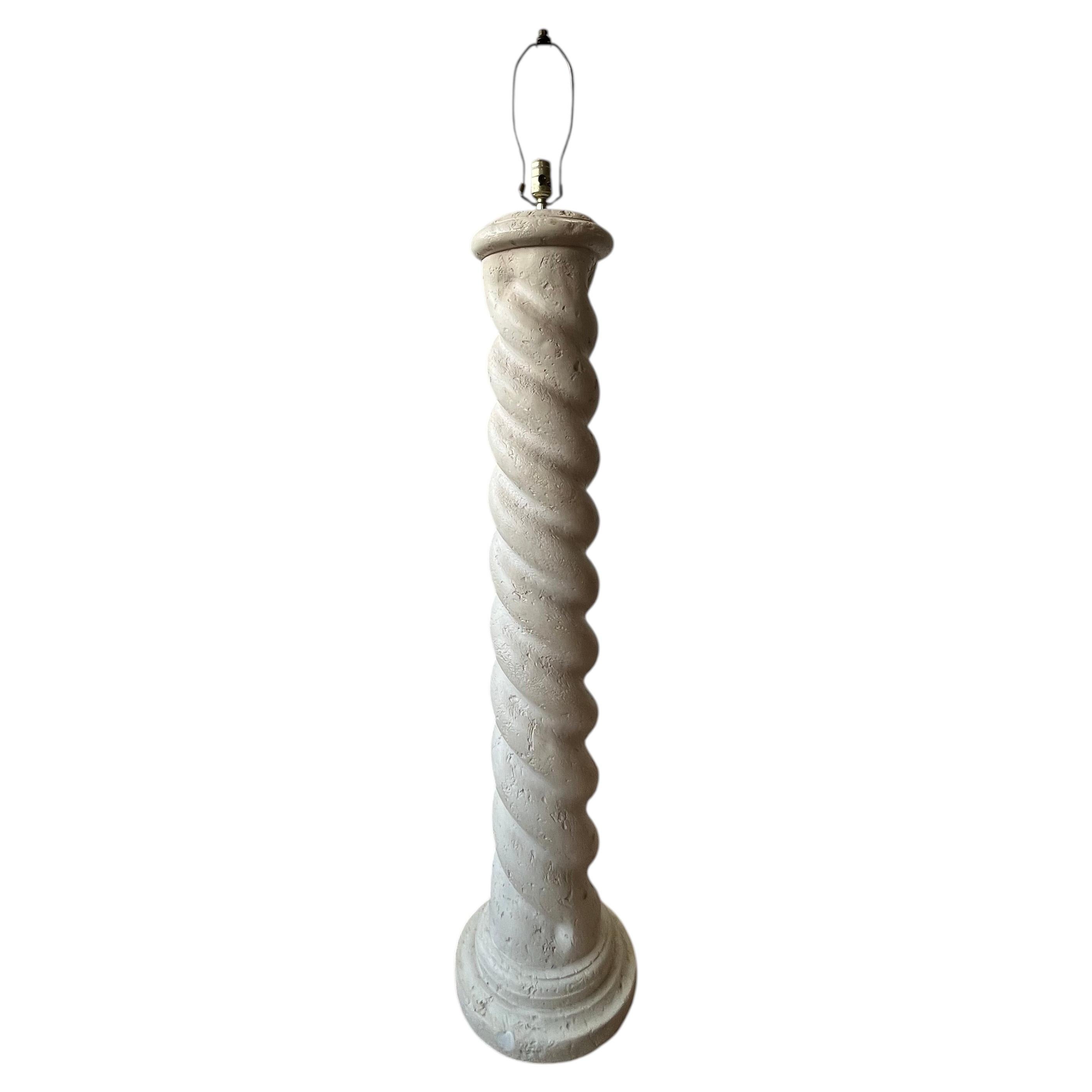 Lámpara de pie posmoderna «Barley Twist» de Alsy, imitación de travertino, de los años 80, de Michael Taylor