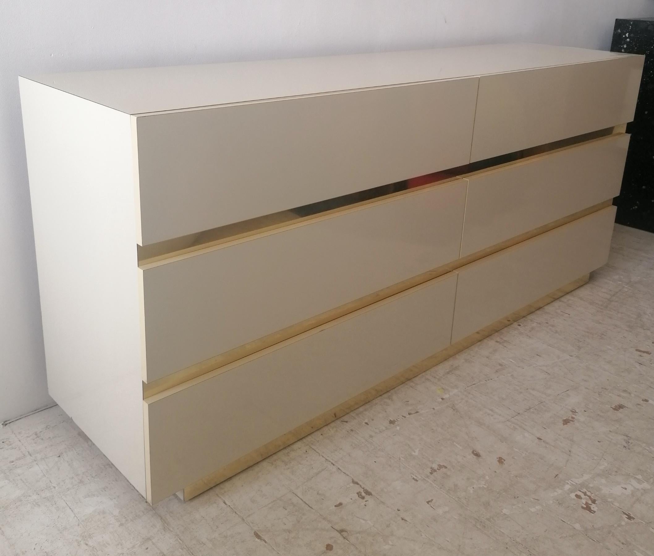 Late 20th Century 1980s American cream & gold metal sideboard / dresser with drawers For Sale