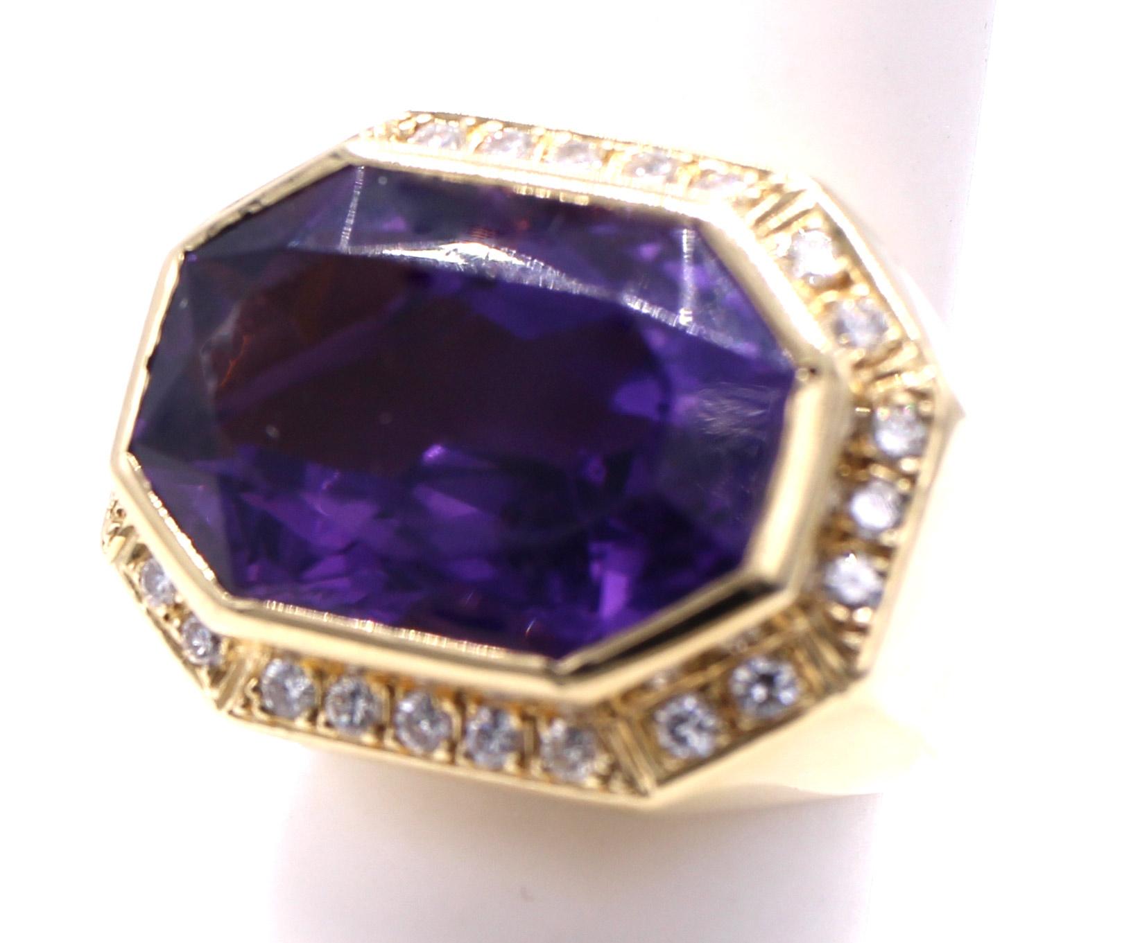 Emerald Cut 1980s Amethyst Diamond Gold Ring For Sale