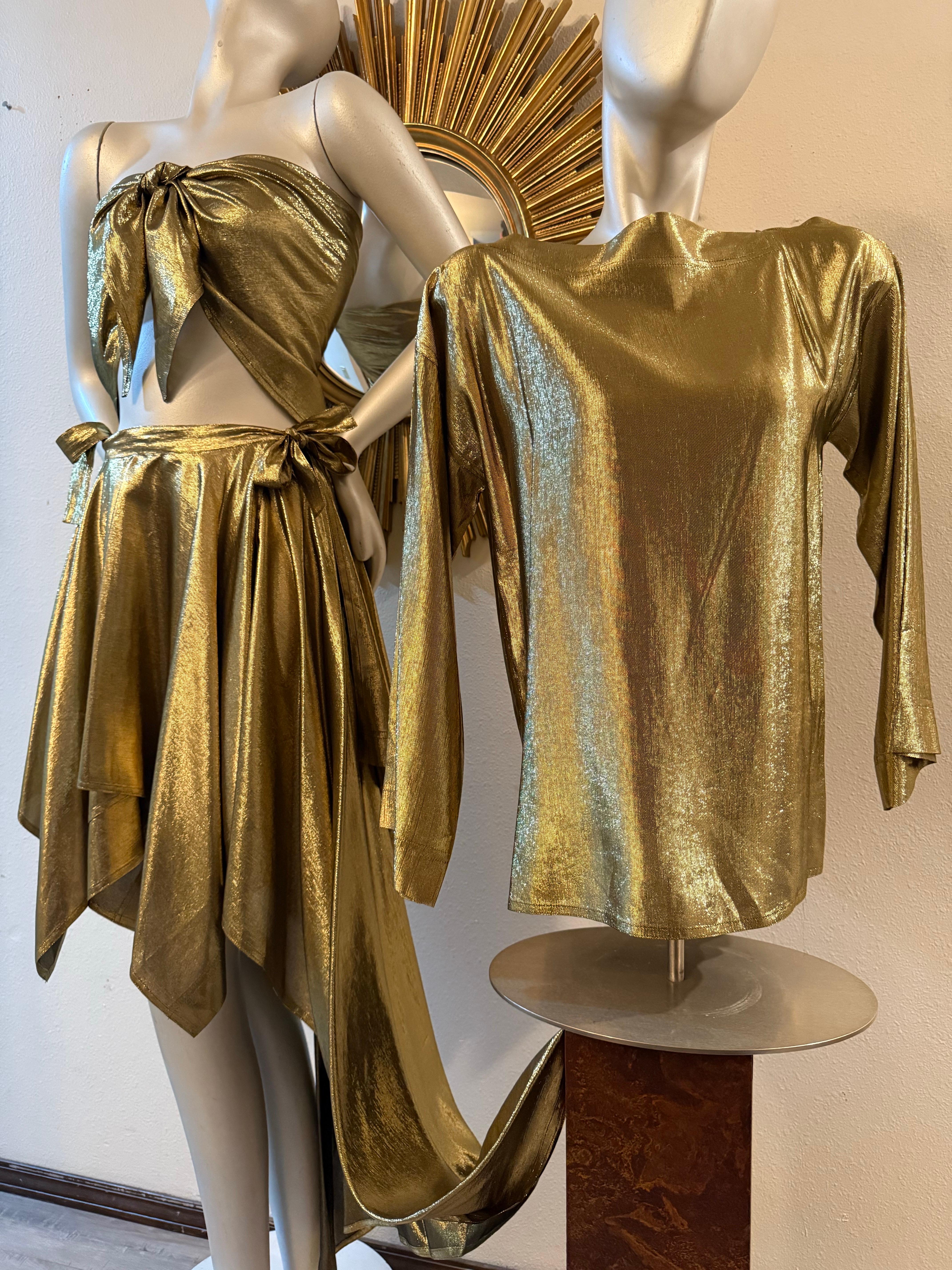 1980s Angelo Tarlazzi 4-Piece Gold Silk Lame Ensemble w Skirts Blouse & Scarf For Sale 10