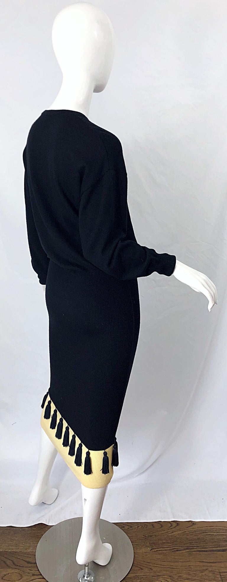Women's 1980s Angelo Tarlazzi Black and Ivory Wool Dolman Sleeve 80s Sweater Dress For Sale