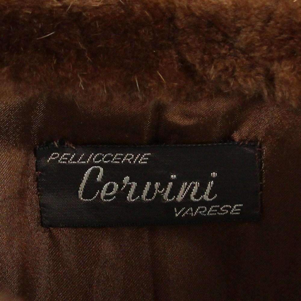 1980s A.N.G.E.L.O. Vintage Cult brown beaver fur cape In Excellent Condition In Lugo (RA), IT