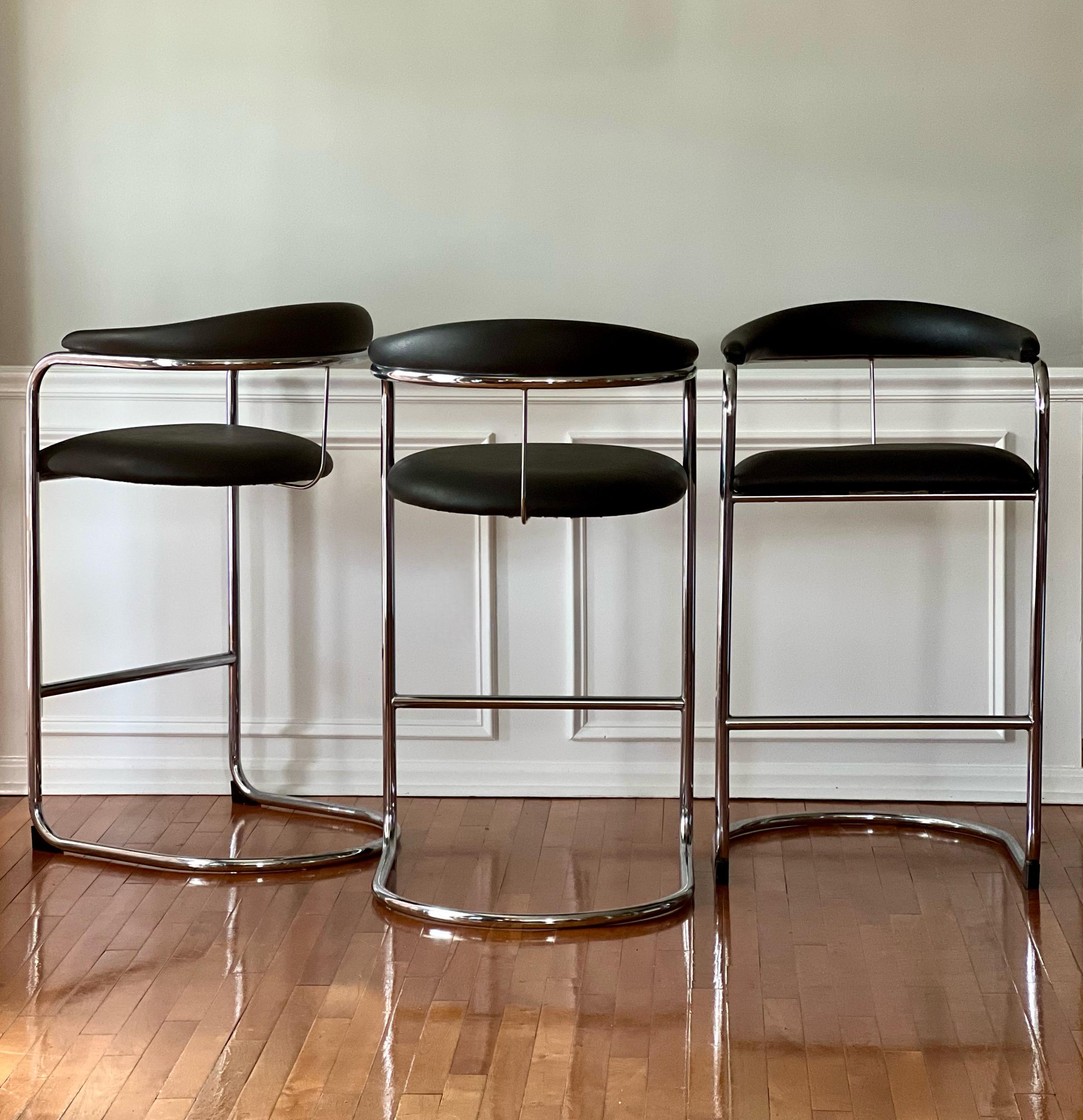 1980s Anton Lorenz for Thonet Black and Chrome Cantilever Bar Stools, Set of 3 In Good Condition In Doylestown, PA