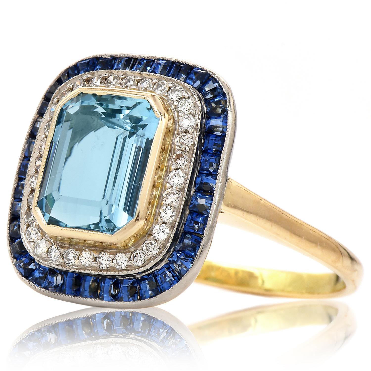 1980s Aquamarine Diamond Blue Sapphire 18k Gold Double Halo Cocktail Ring In Excellent Condition In Miami, FL
