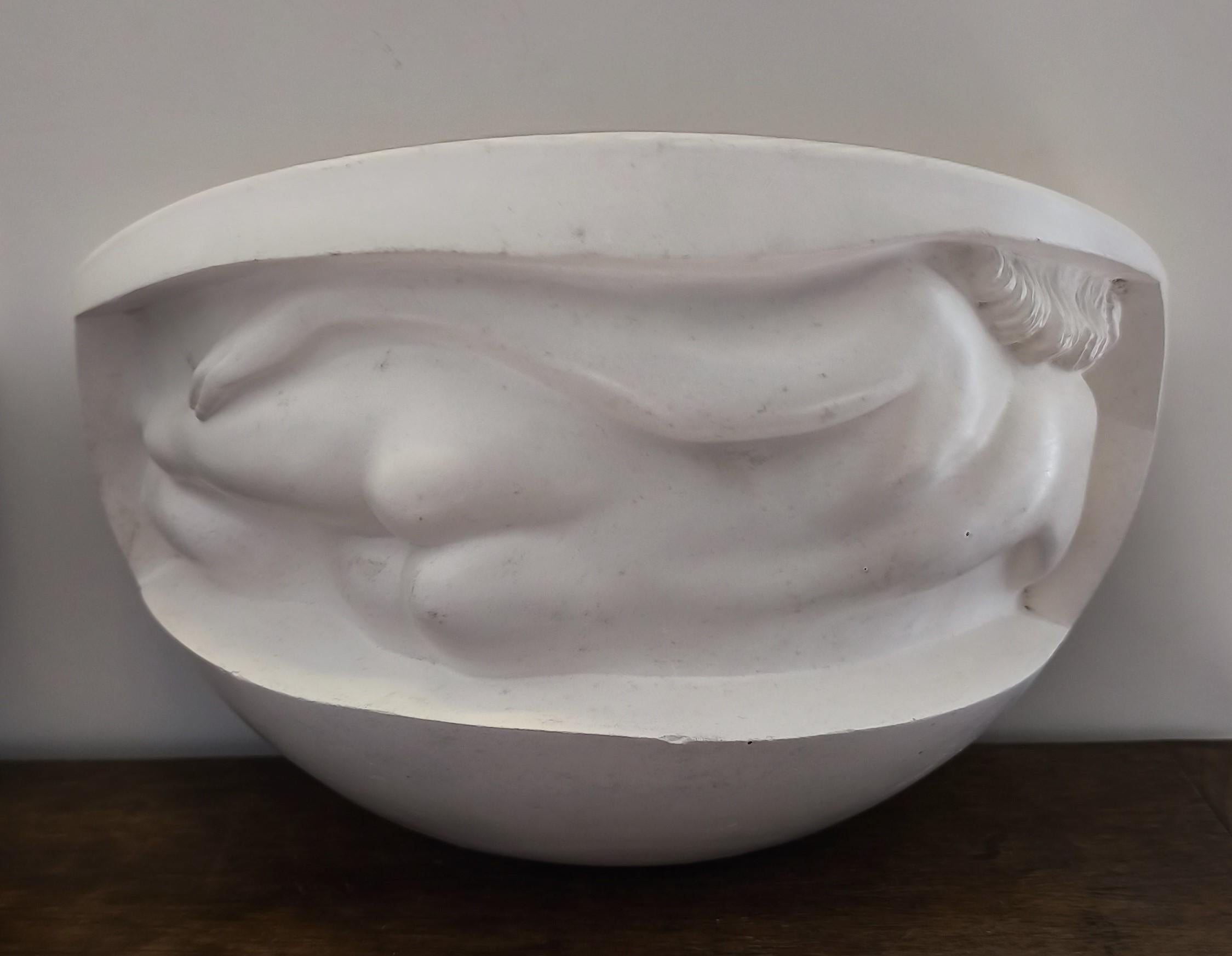 Par de apliques de estilo Art Decó de los años 80 con decoración de mujeres desnudas, escayola finales del siglo XX en venta
