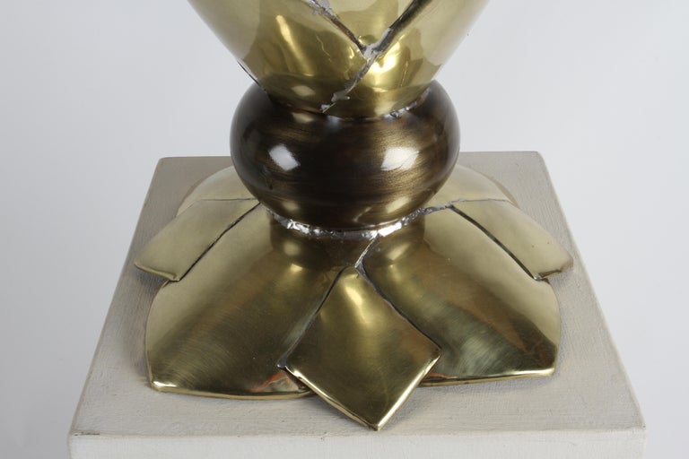 American 1980s Artisan Designed Brass Sculptural Lotus or Agave Form Table Lamp Torchiere For Sale