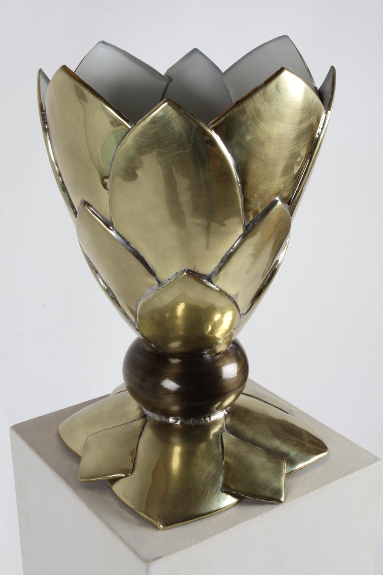 1980s Artisan Designed Brass Sculptural Lotus or Agave Form Table Lamp Torchiere For Sale 1