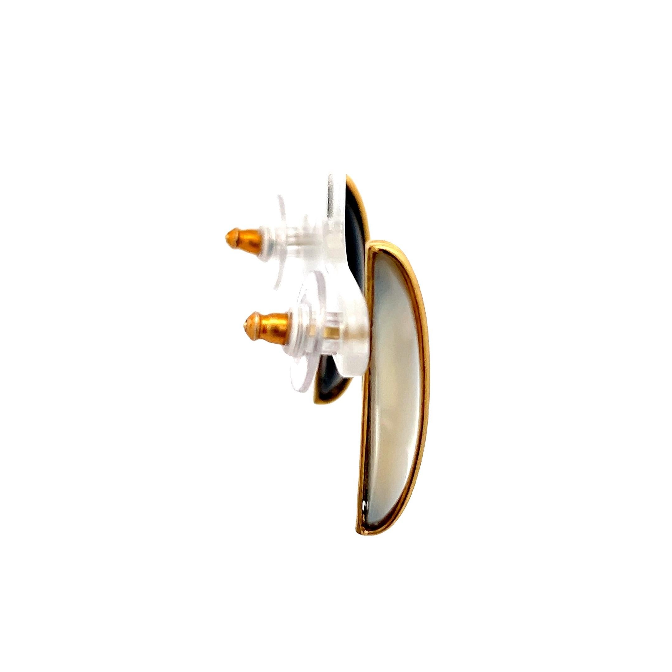 Boucles d'oreilles Asch Grossbardt en Onyx et Nacre 14K des années 1980  Oreilles percées en vente 4