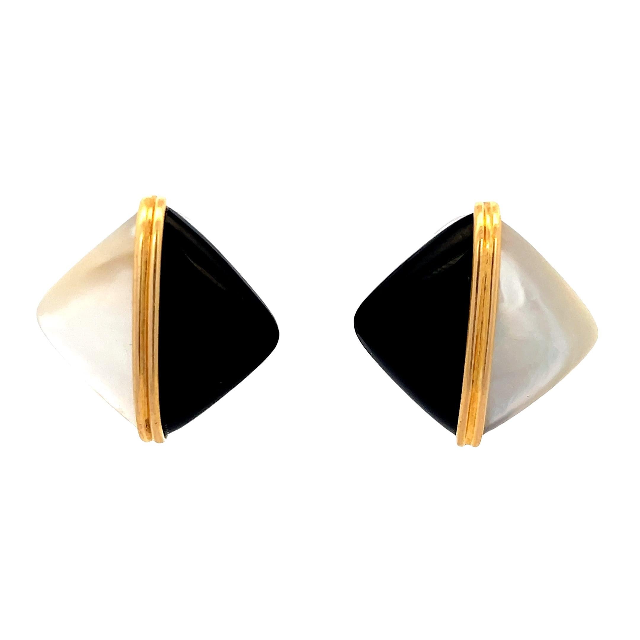 Boucles d'oreilles Asch Grossbardt en Onyx et Nacre 14K des années 1980  Oreilles percées en vente 1