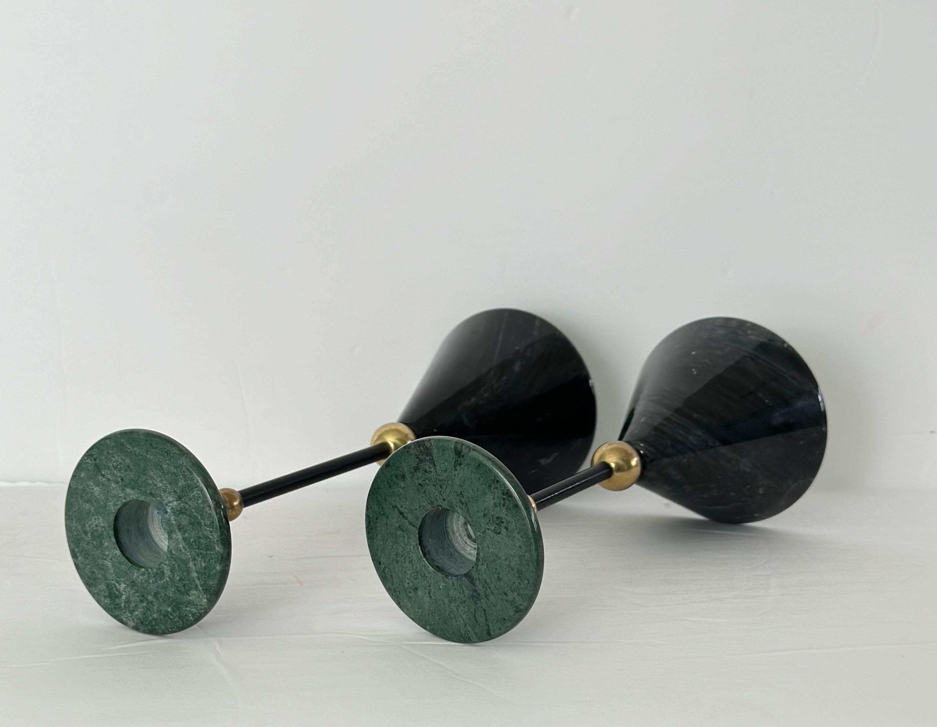 1980s Avant-Garde Black and Green Marble Stone Brass Cones Candlesticks - a Pair In Good Condition For Sale In Farmington Hills, MI