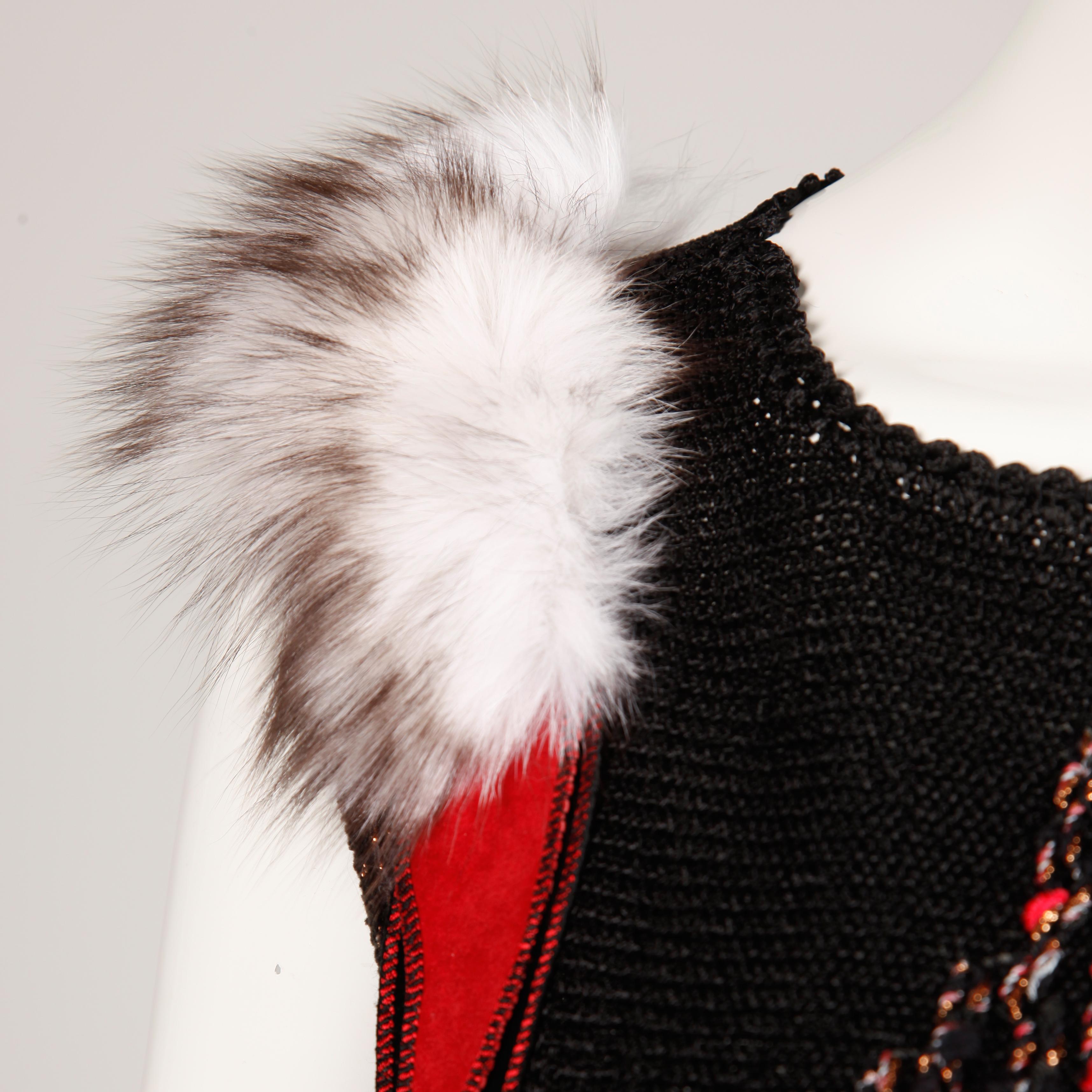 1980s Avant Garde Vintage Knit Top with Fox Fur Detail For Sale 1