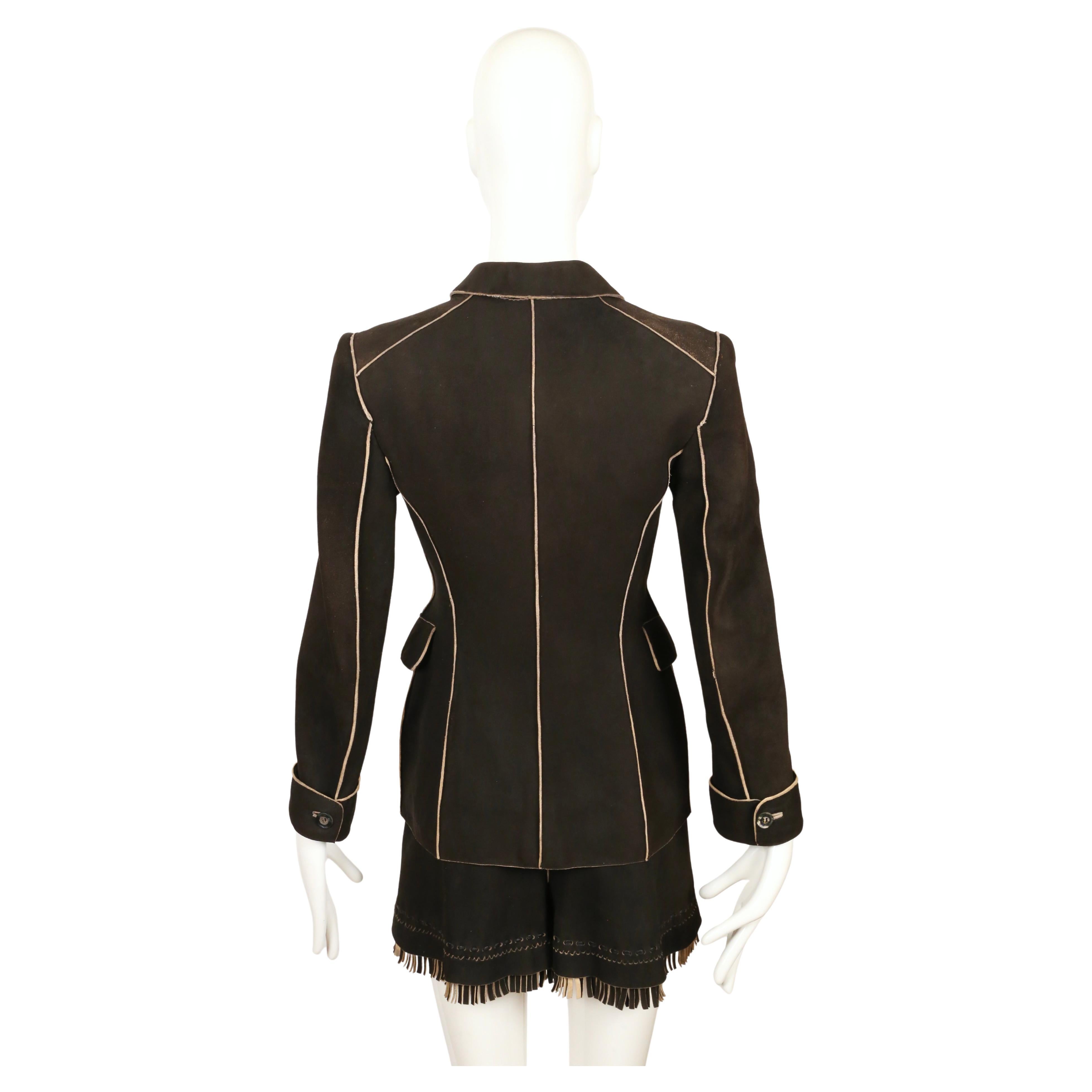 AZZEDINE ALAIA anni '80, giacca in pelle di cervo scamosciata marrone scuro e pantaloncini con frange in vendita 7