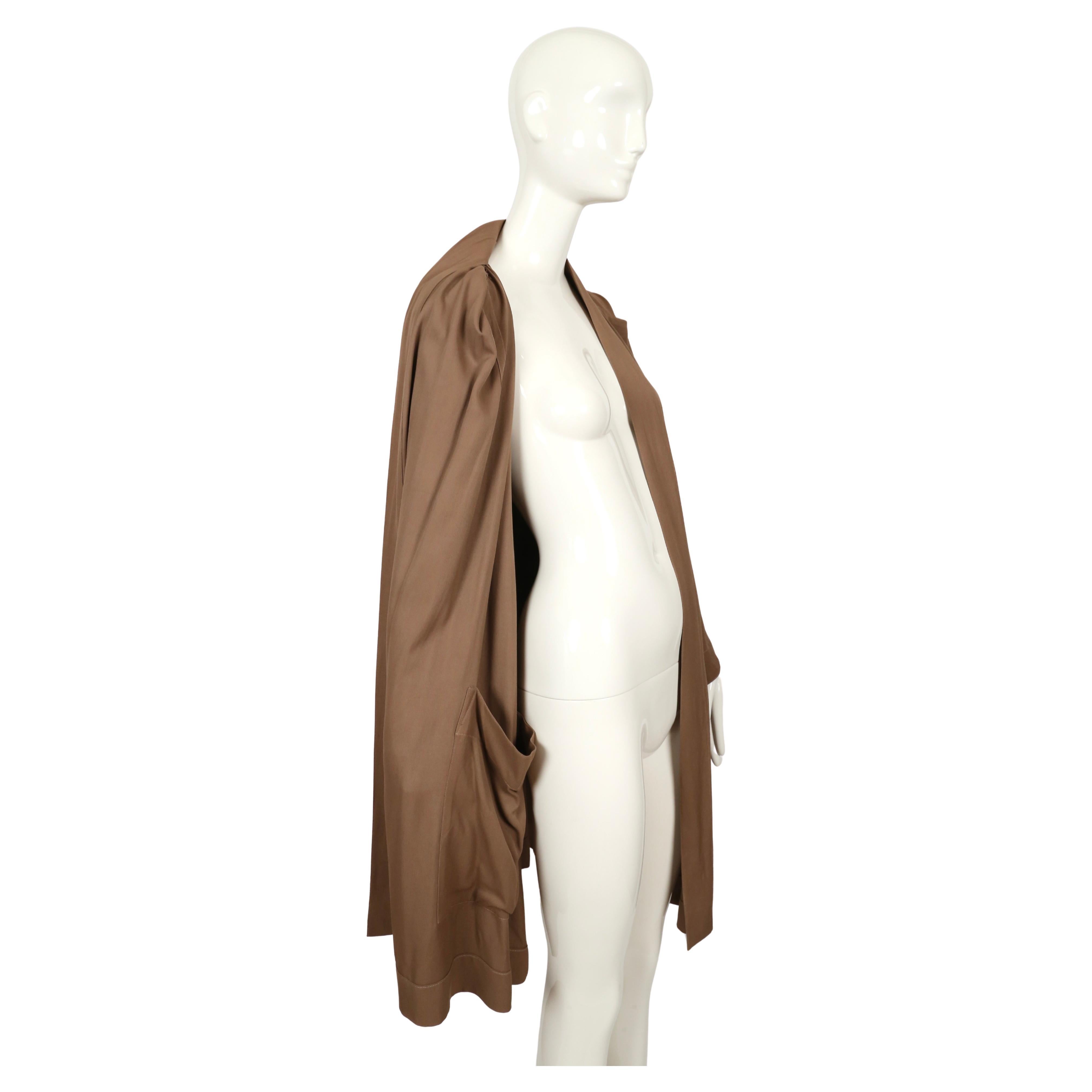 1980's AZZEDINE ALAIA taupe swing coat in vendita 4