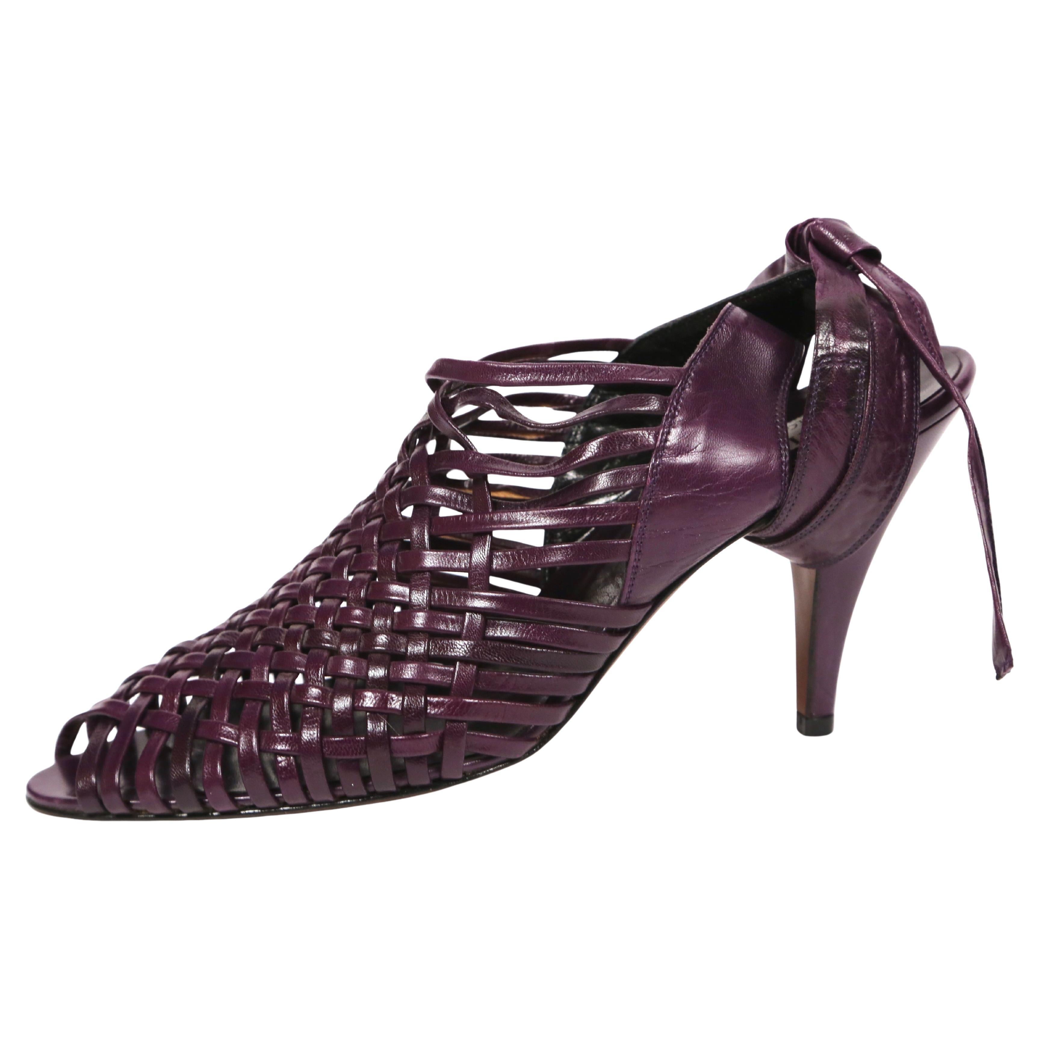 Sehr seltene lila, geflochtene Lederabsätze mit Knöchelriemen von Azzedine Alaia aus den 1980er Jahren. 

Französisch Größe 41. Einlegesohlen messen ungefähr: 10,75
