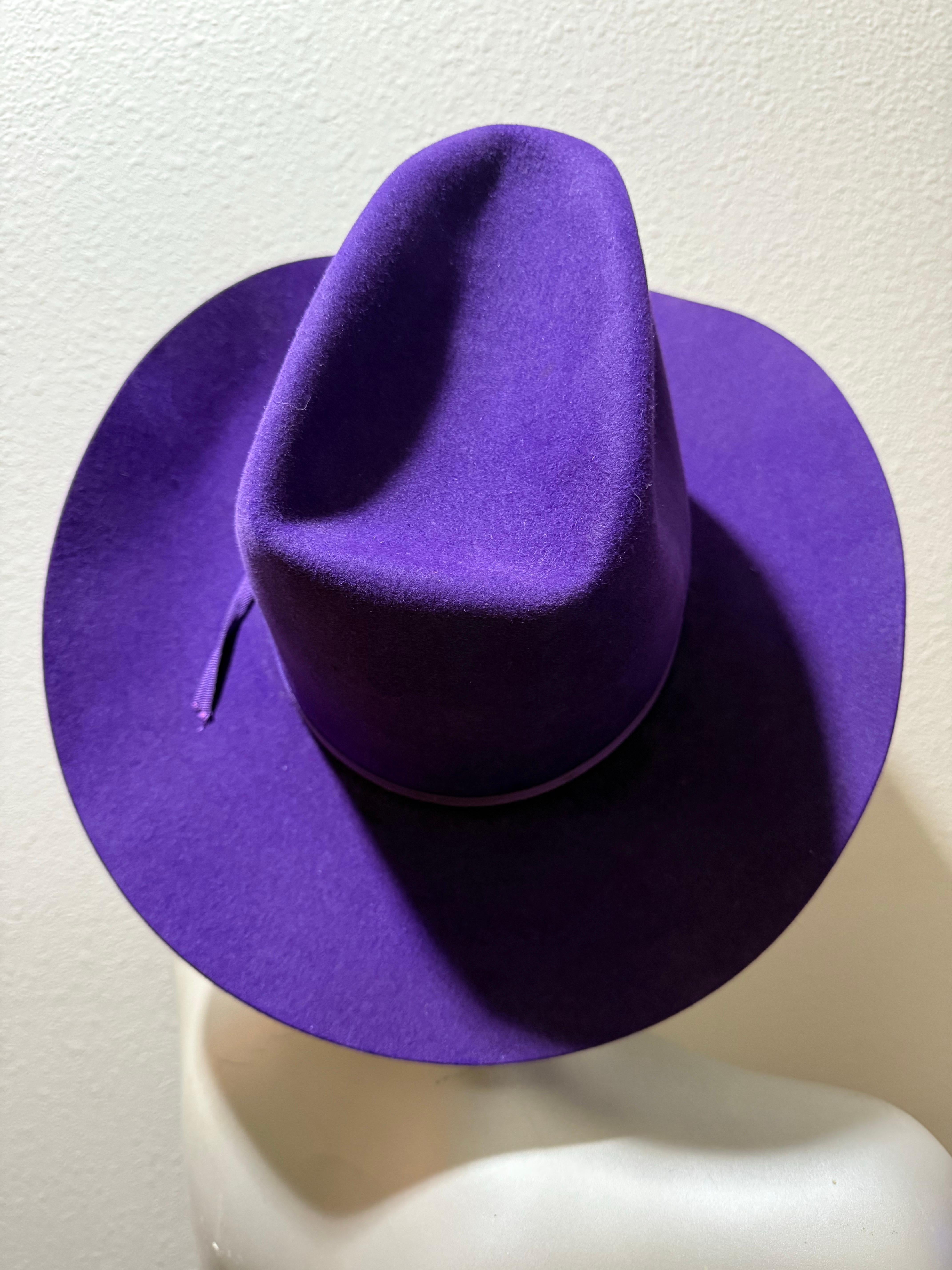 1980s Bandera Real Púrpura Fieltro de Lana Cowboy Western Hat w Corona arrugada en Excelente estado para la venta en Gresham, OR