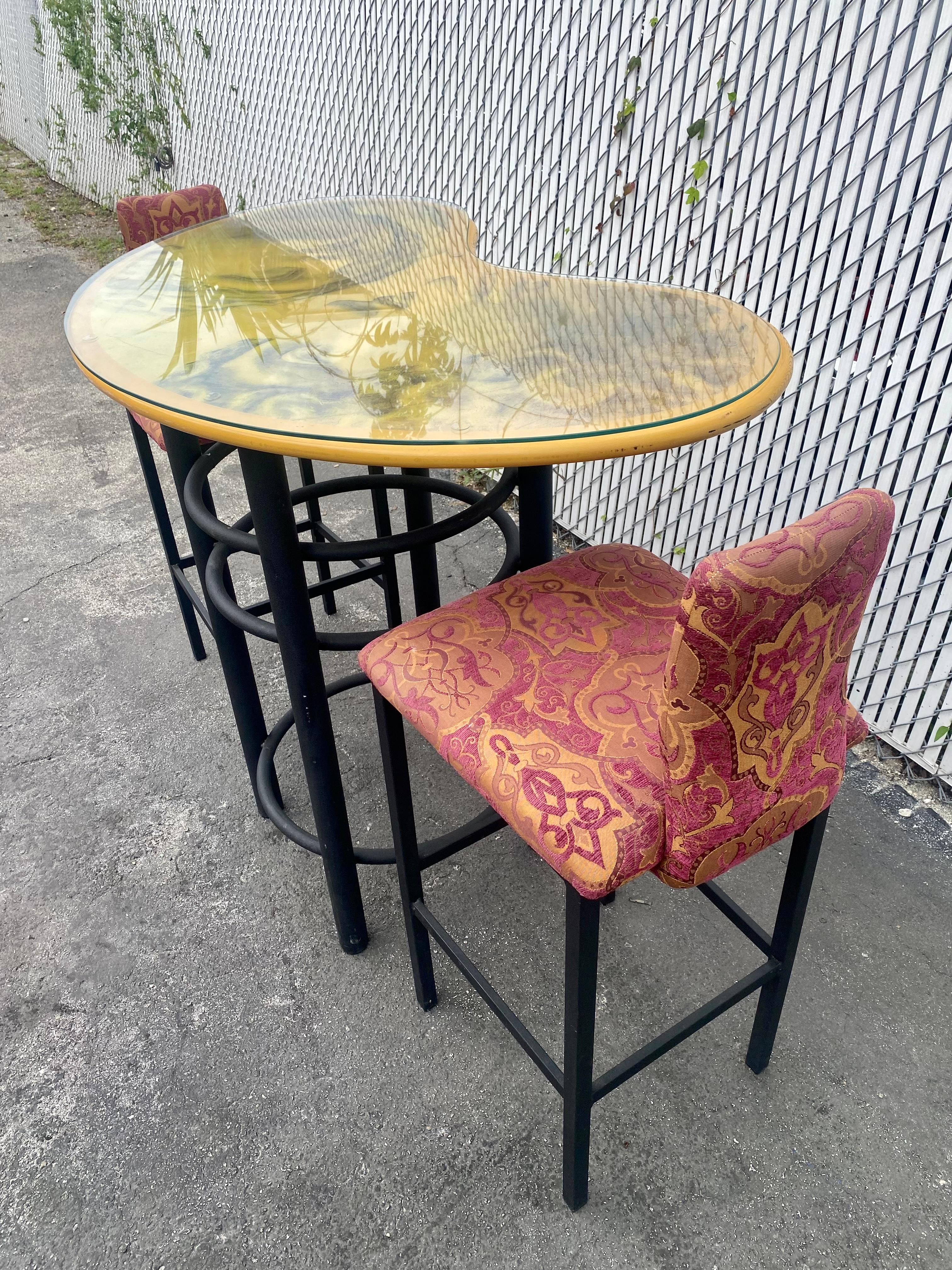Upholstery 1980s Artistic Kidney Bar Pub Dining Table and Chairs, Set of 3 For Sale