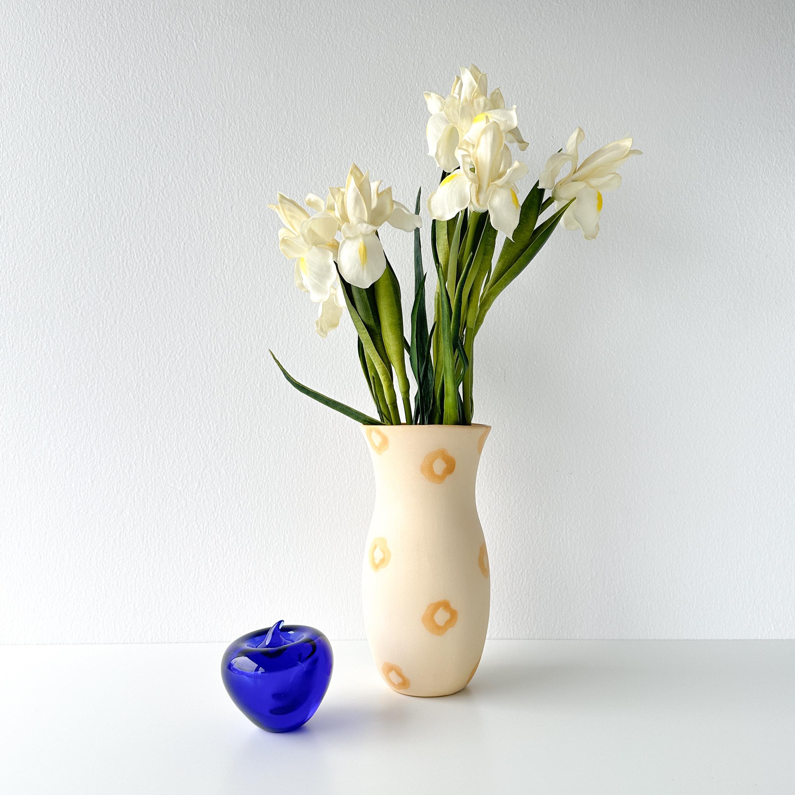 1980s Barbara Eigen Postmodern Vase  In Good Condition For Sale In Westfield, NJ