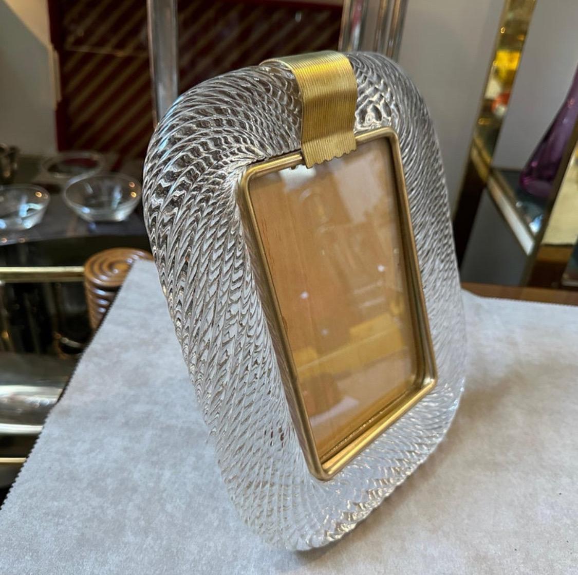 Marco rectangular de cristal de Murano y latón estilo Barovier Art Decó de los años 80 Hecho a mano en venta