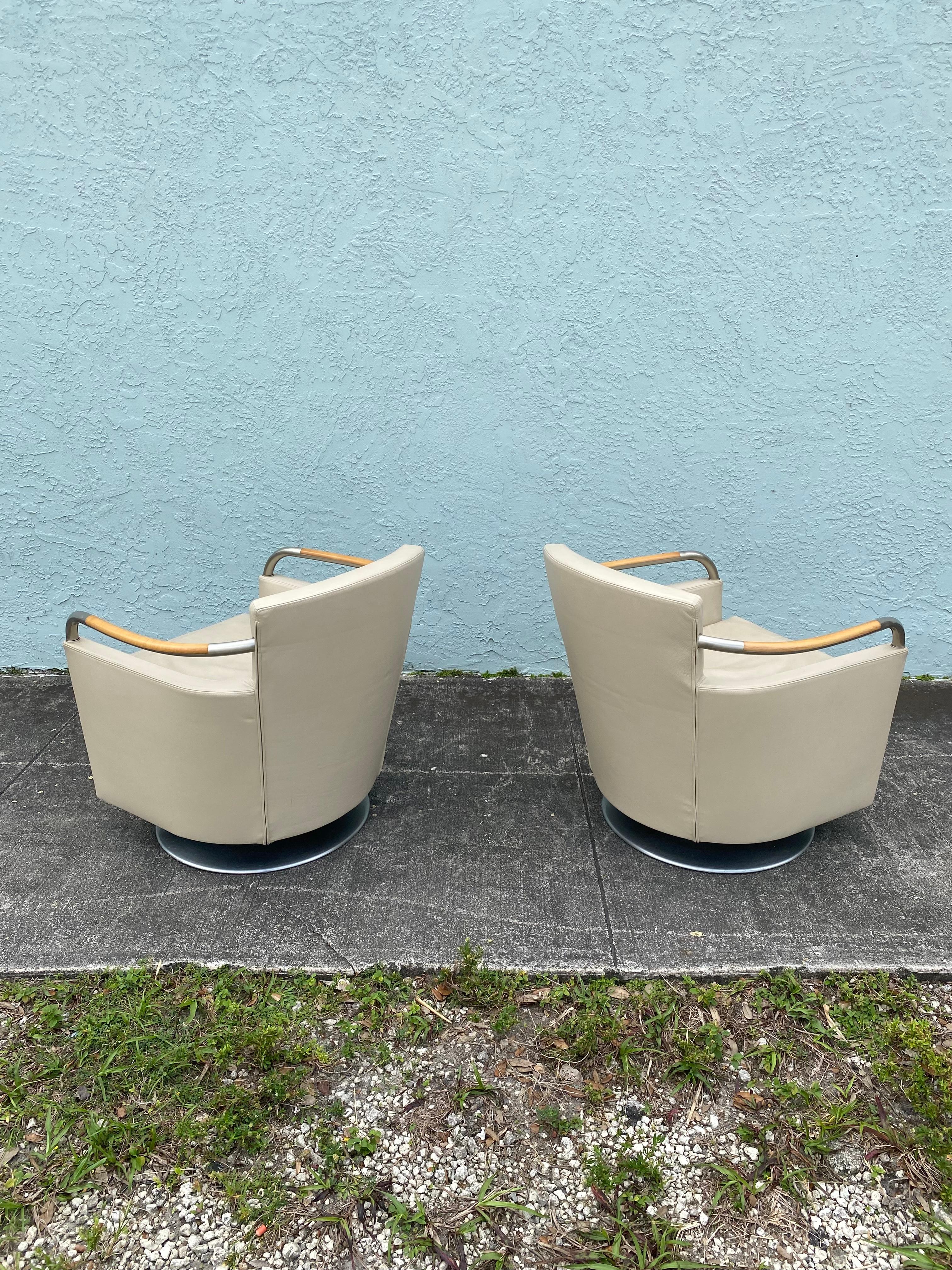 1980 Barrel Steel Wood Leather Giorgetti Swivel Chairs, Set of 2 en vente 4