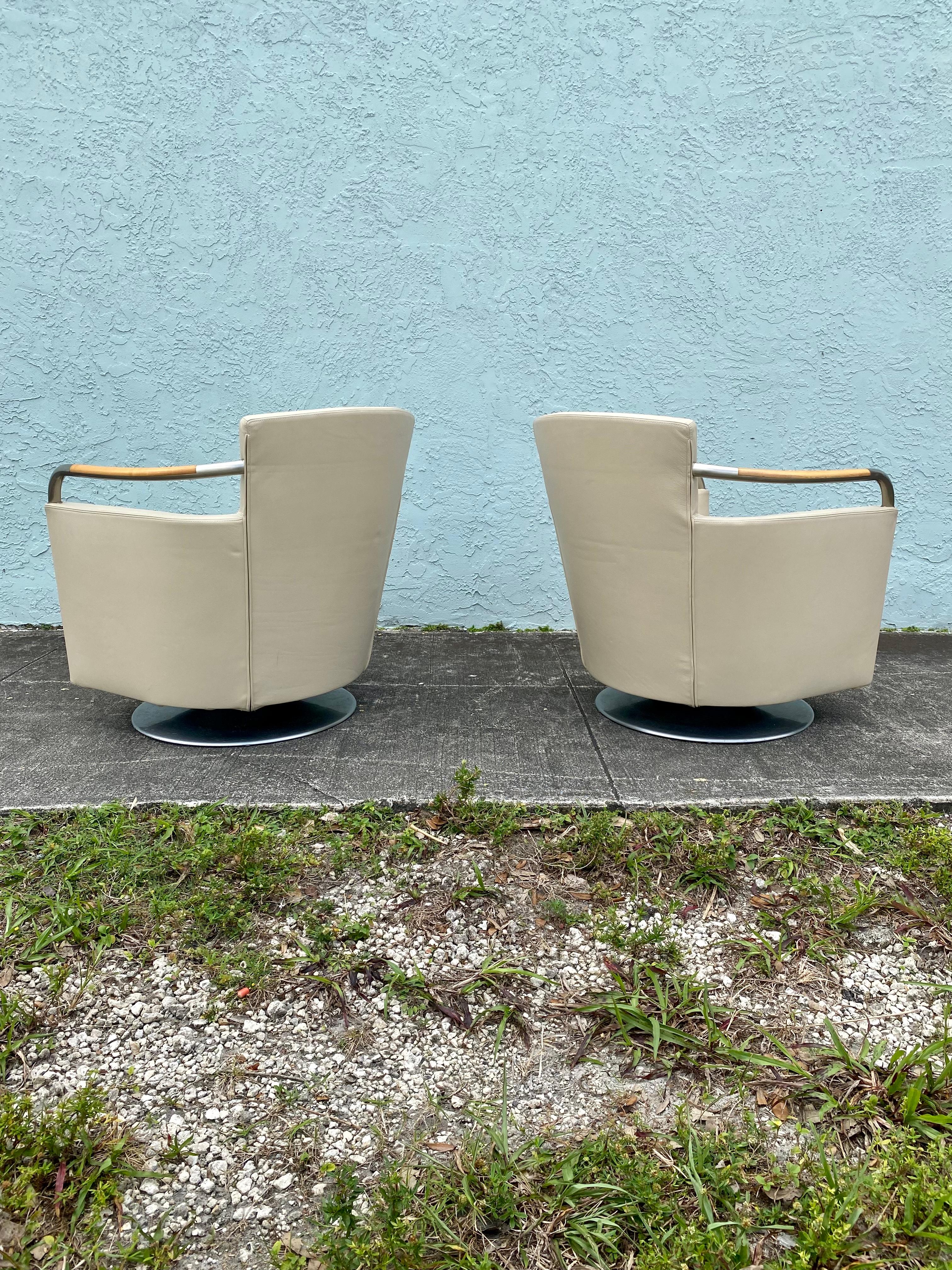 1980 Barrel Steel Wood Leather Giorgetti Swivel Chairs, Set of 2 en vente 5