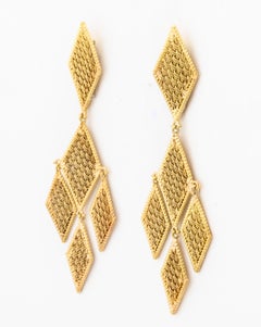 1980s Basket Weave Design with Twisted Rope Edges Flexible God Dangle Earrings