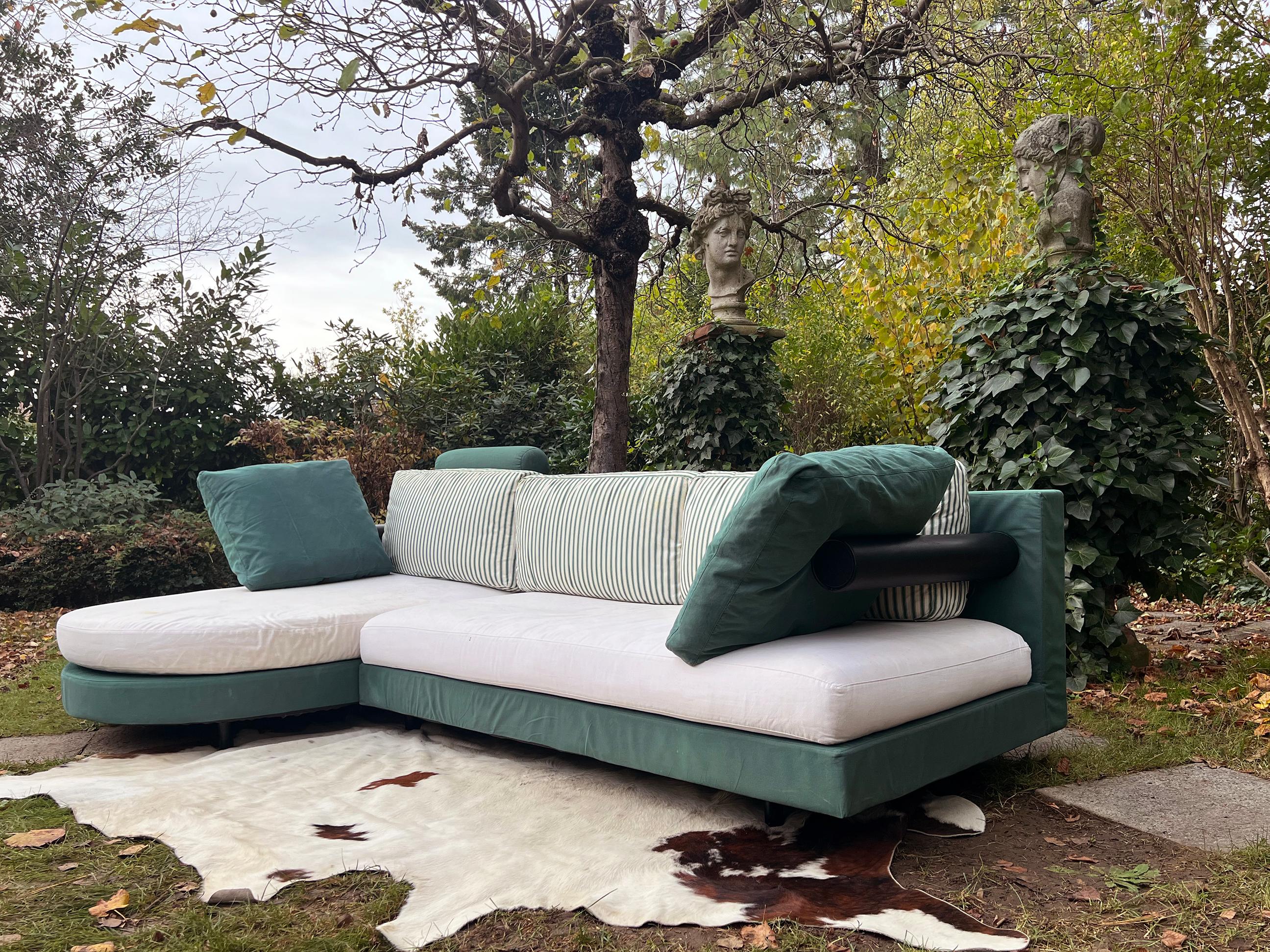 1980s B&b Italia Antonio Citterio Sity Sofa Sectional in Green and Eggshell-- 2 In Good Condition For Sale In Basel, BS