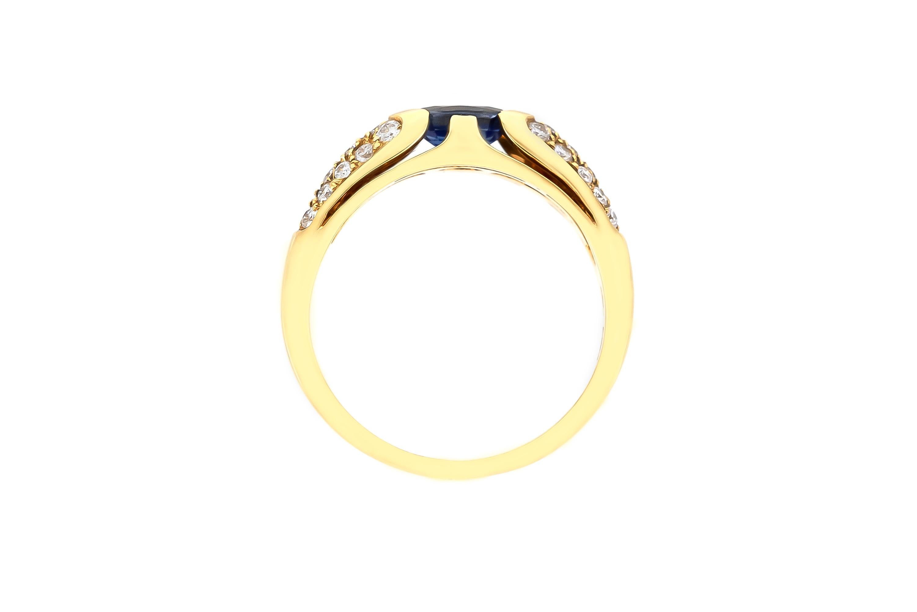 The ring is finely crafted in 18k yellow gold with diamonds weighing approximately total of 0.50 carat and sapphire weighing approximately total of 0.70 carat.
Circa 1980