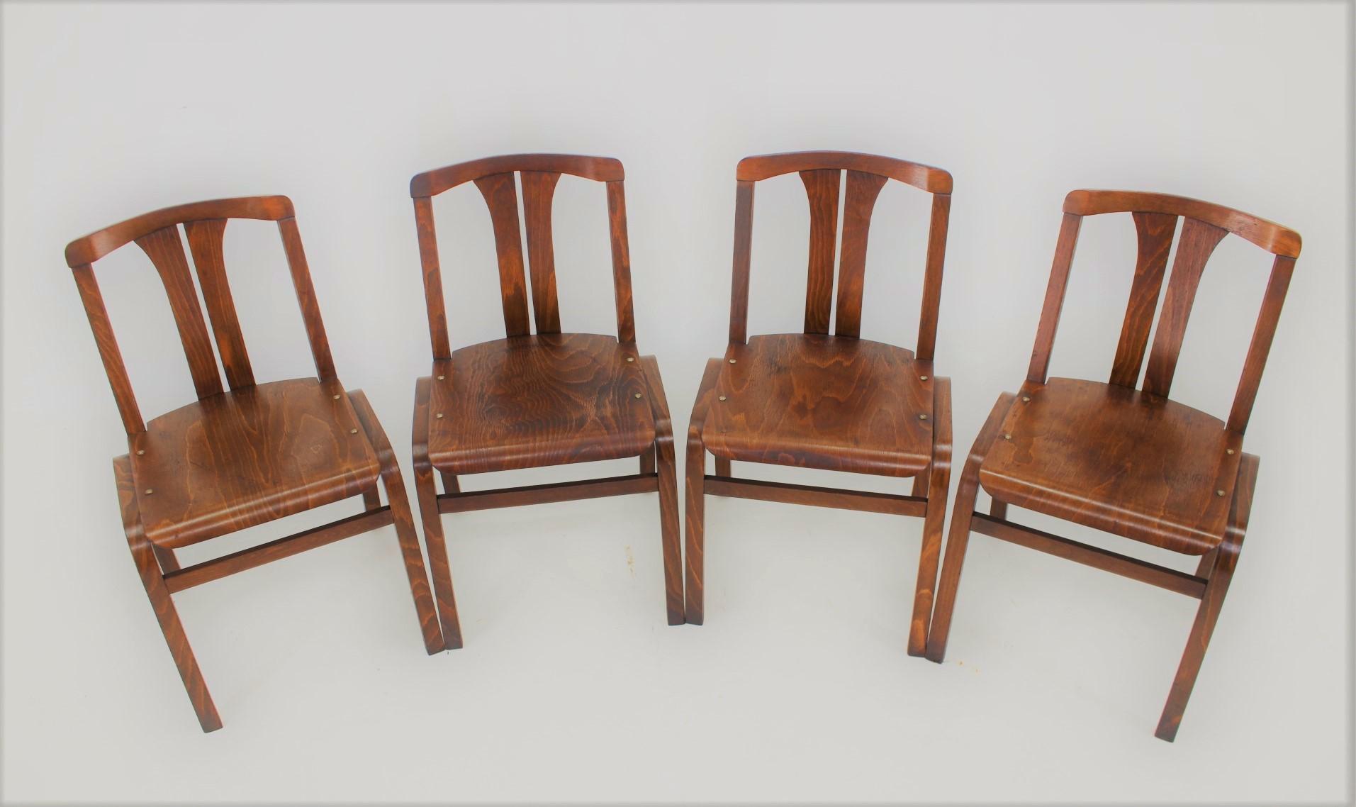 Mid-Century moderno Sedia da pranzo o laterale in faggio anni '80 di Ton, fino a 20 pezzi in vendita