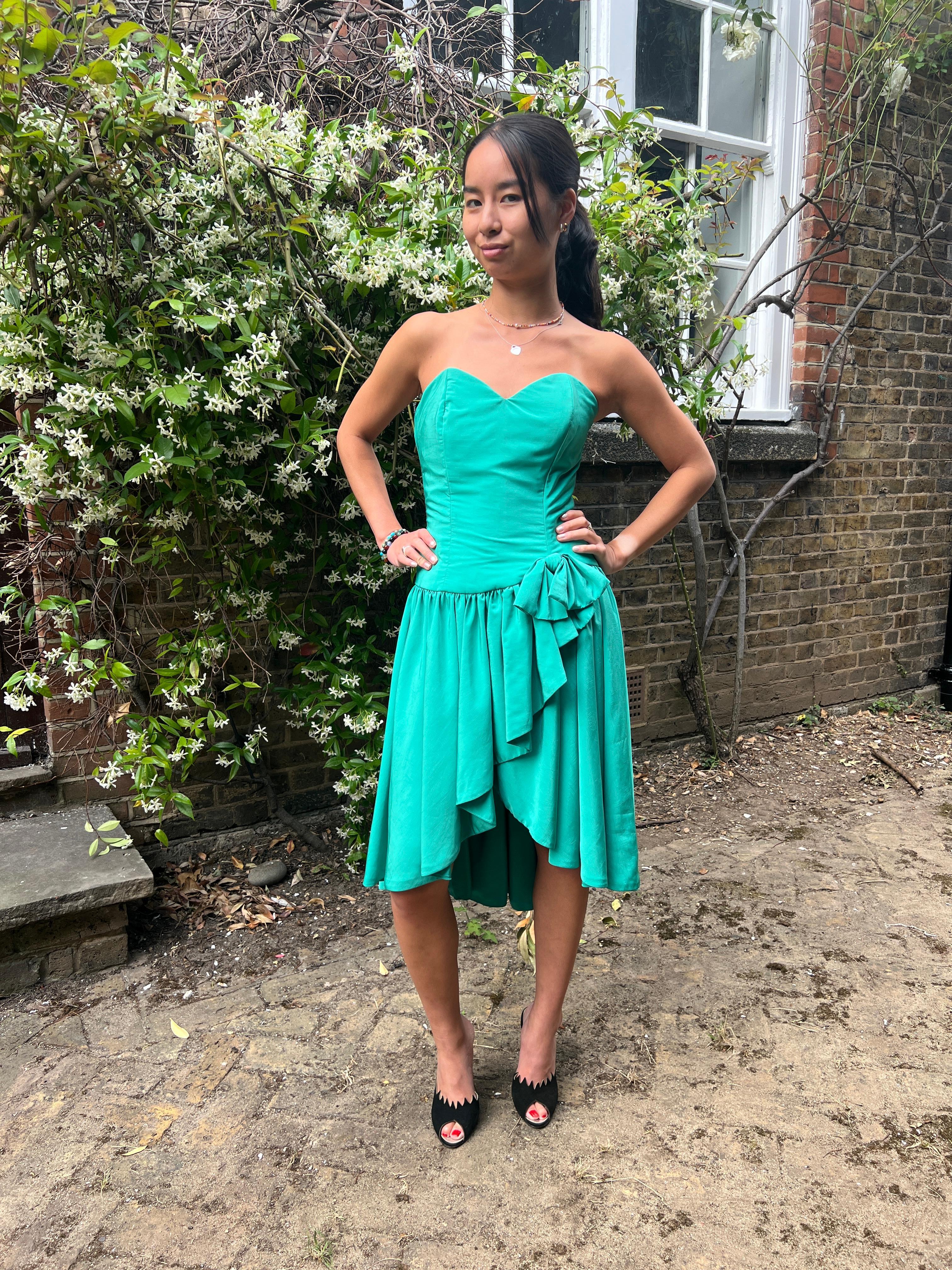 Women's 1980s Bees Knees Emerald Green Strapless Dress For Sale