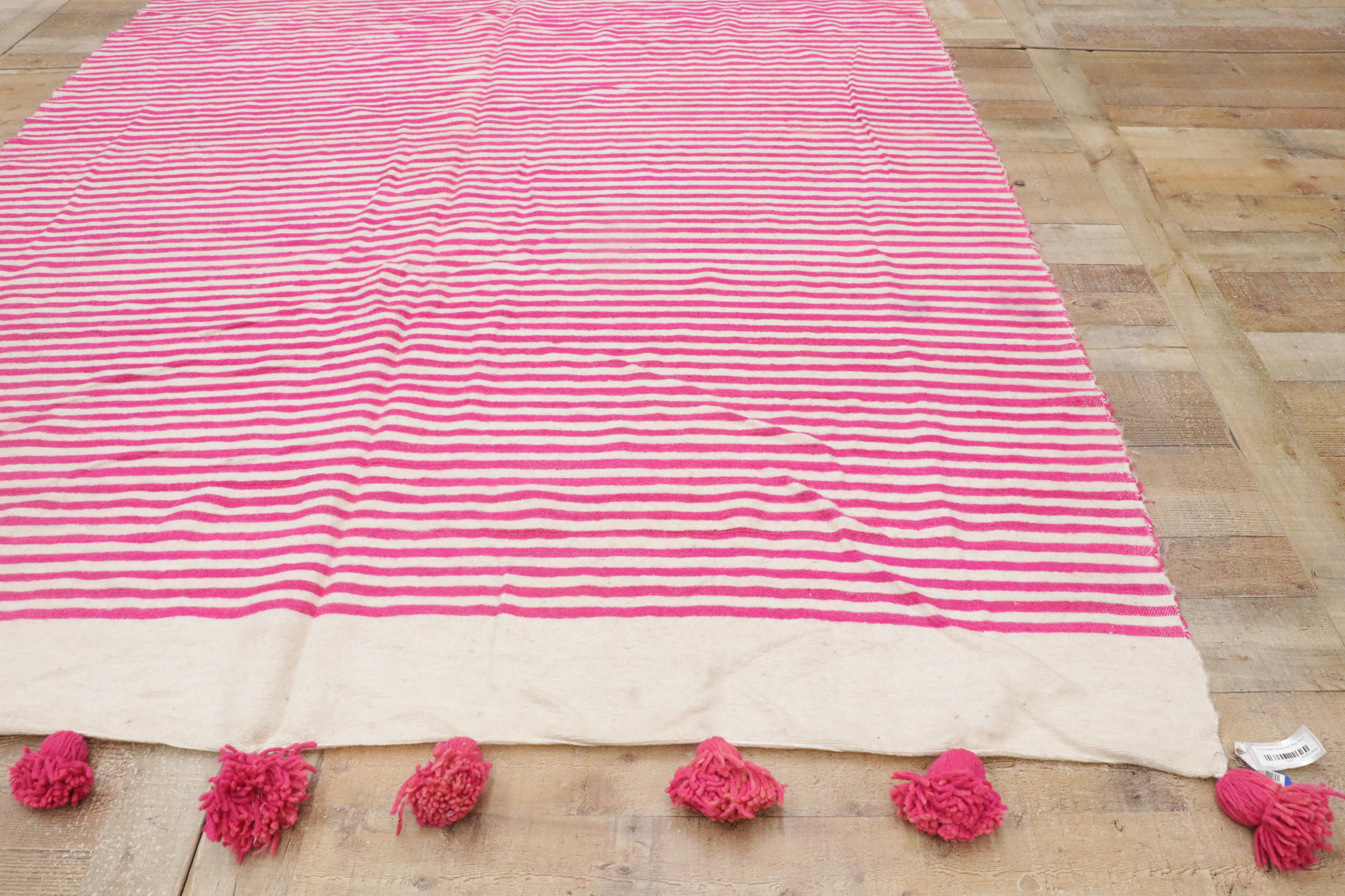 Marokkanischer Berber-Kilim-Teppich mit rosa Streifen aus den 1980er Jahren im Angebot 2