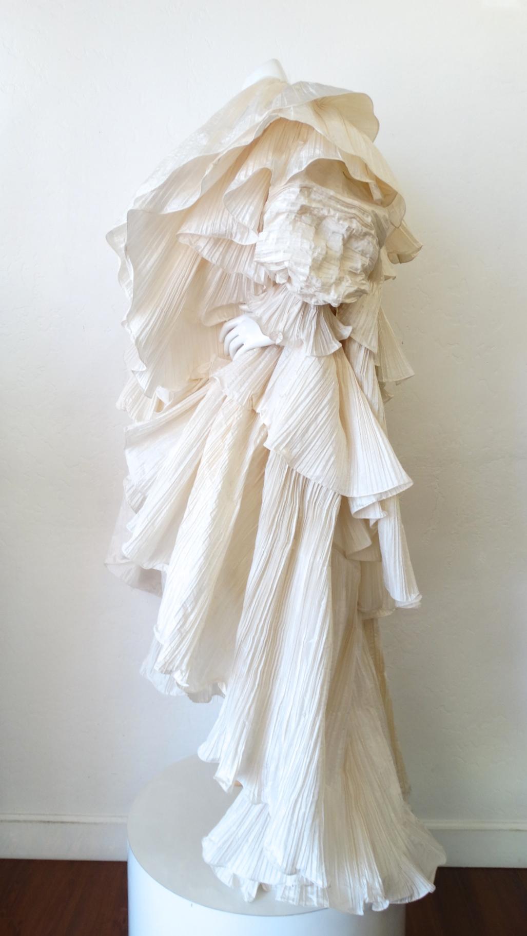 1980s Bernard Perris Couture Cream Silk Crepe Opera Coat 3
