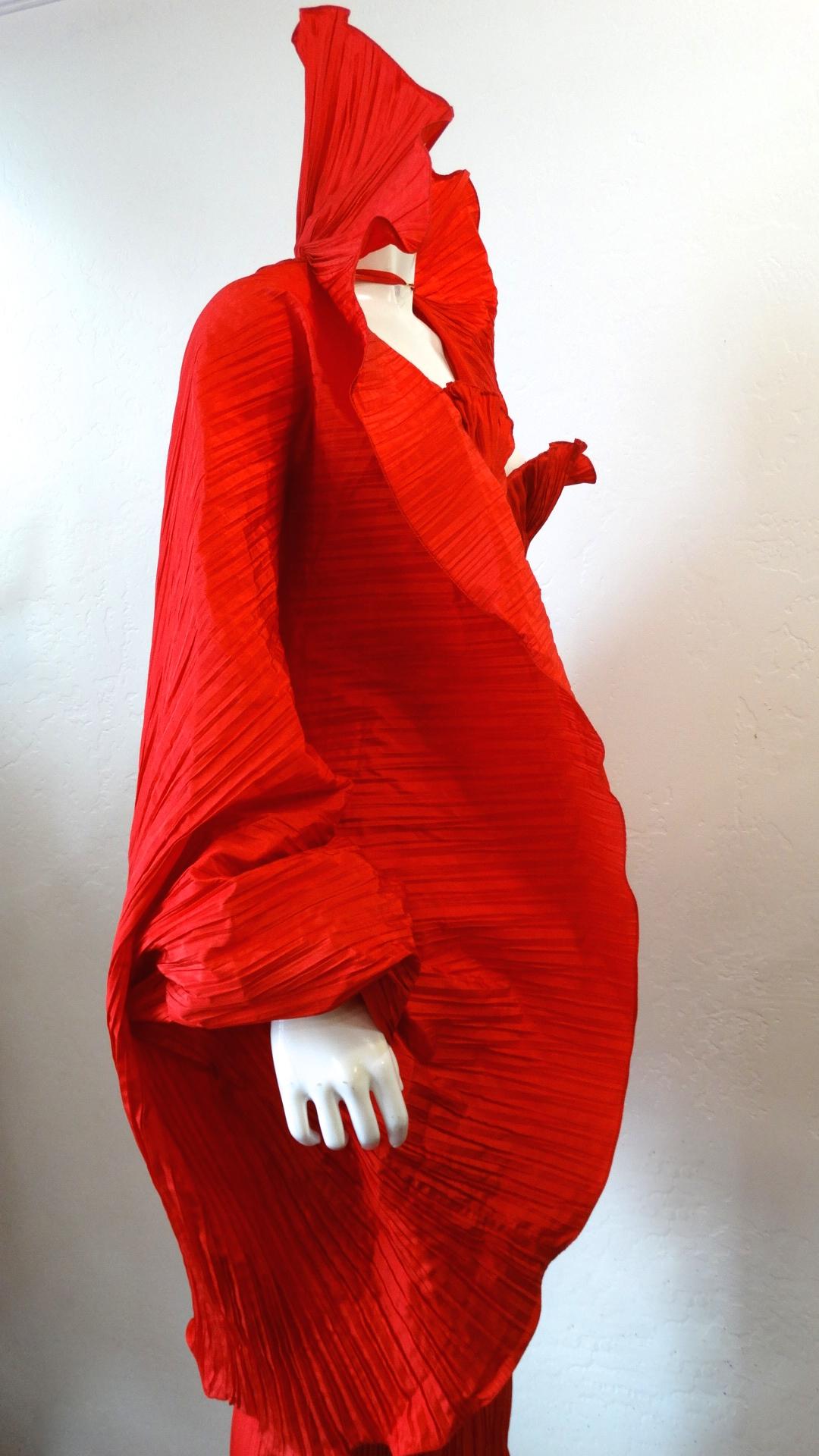 Women's or Men's 1980s Bernard Perris Couture Silk Crepe Cape For Sale