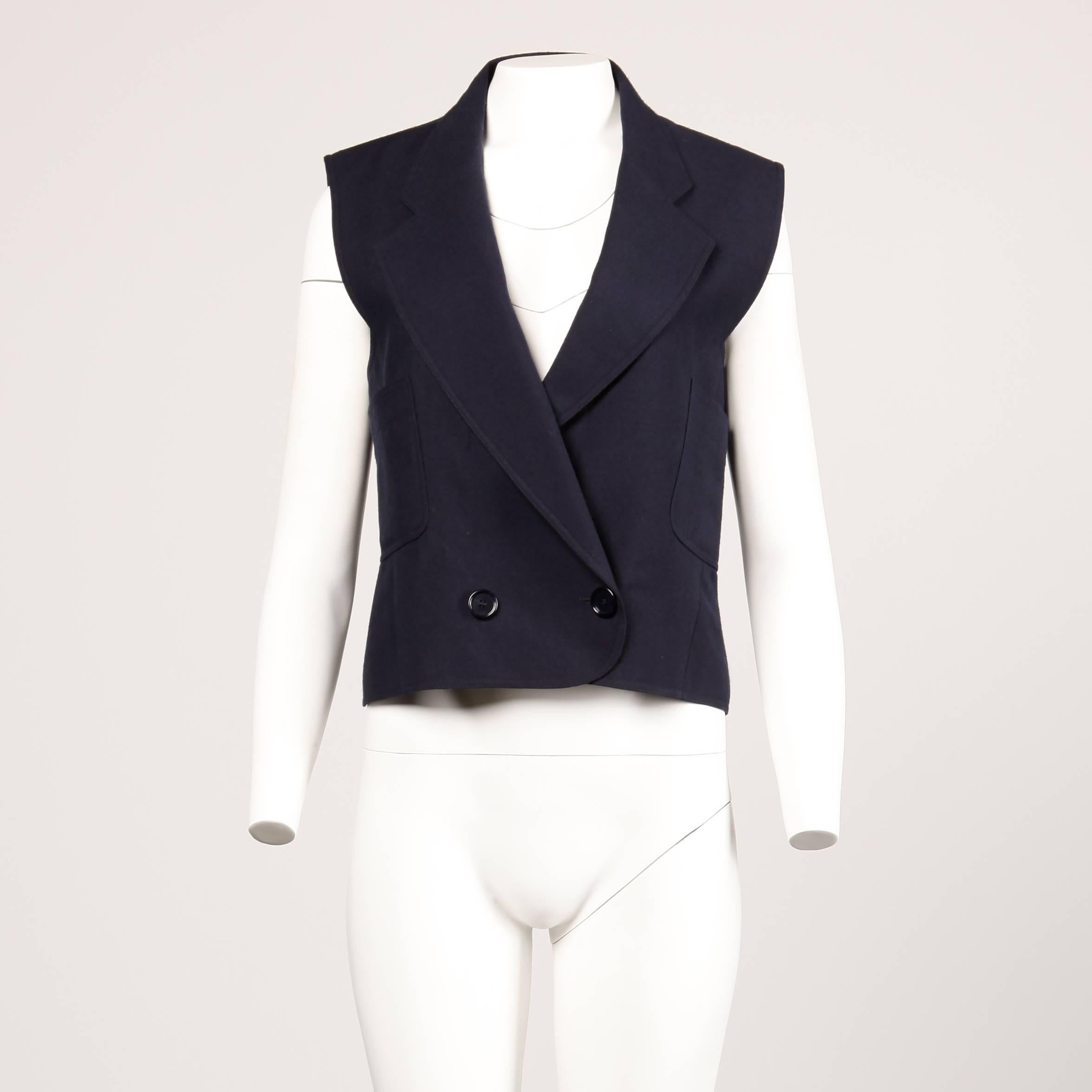1980er Bernard Perris Vintage Marineblaue Wollweste oder Weste im Zustand „Hervorragend“ im Angebot in Sparks, NV