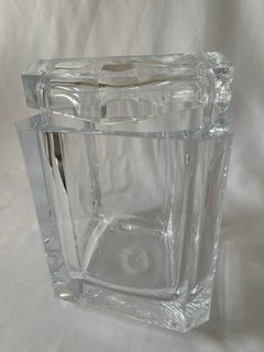 Secchiello per il ghiaccio in lucite con bordi smussati degli anni ’80, con coperchio girevole