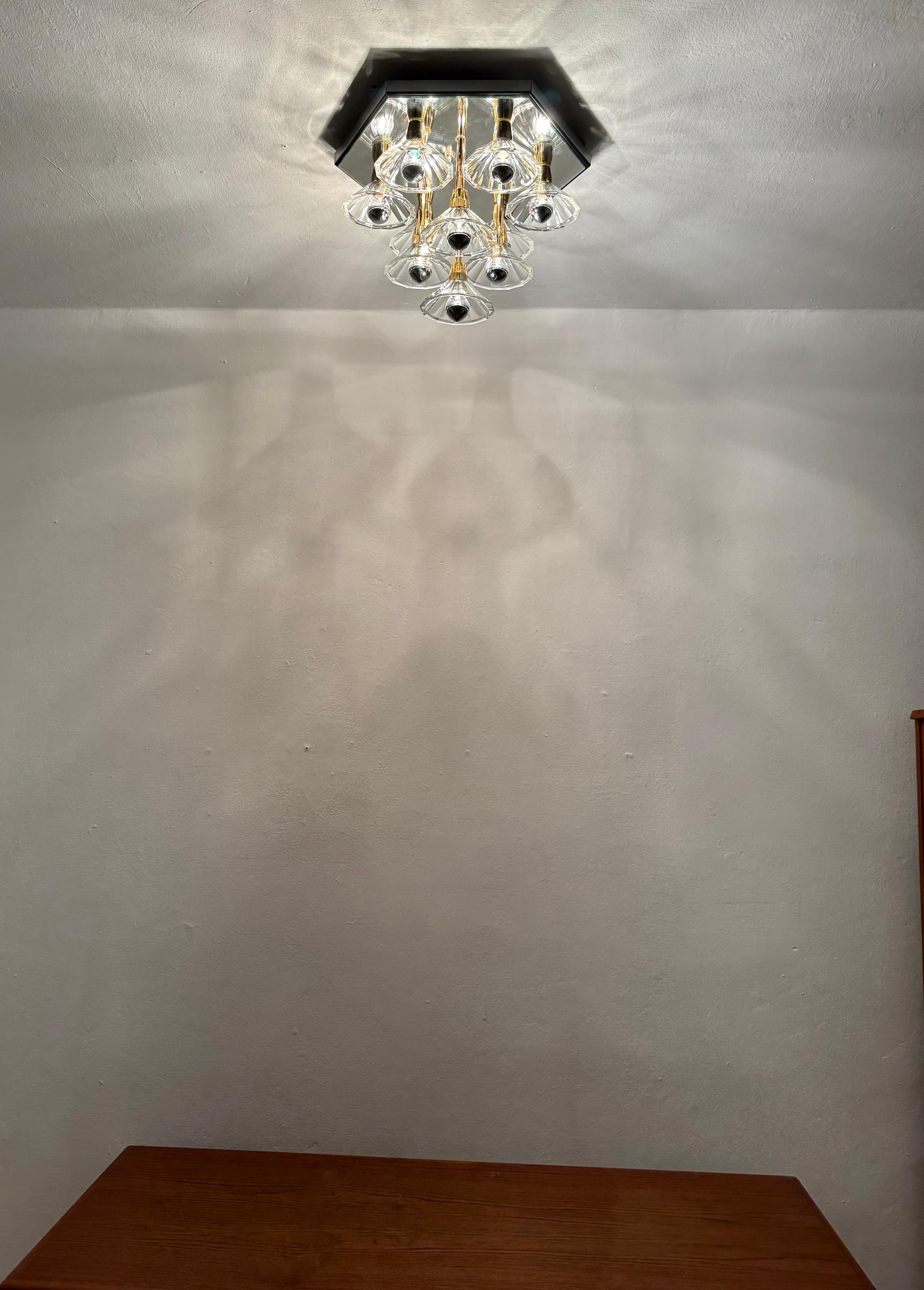 1980s Bicolor Glass Flush Chandelier by F. Fabbian en vente 6