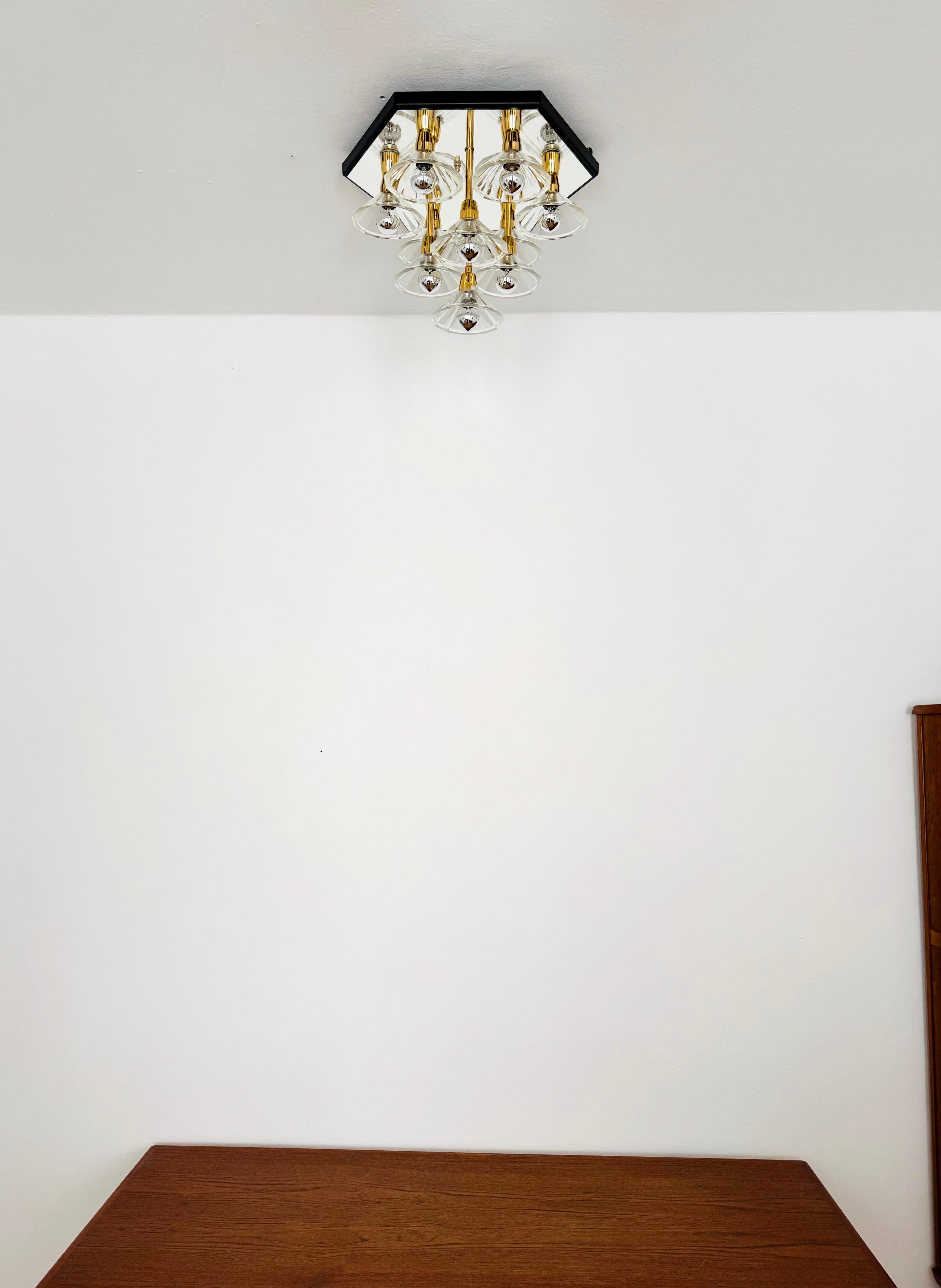1980s Bicolor Glass Flush Chandelier by F. Fabbian Bon état - En vente à München, DE