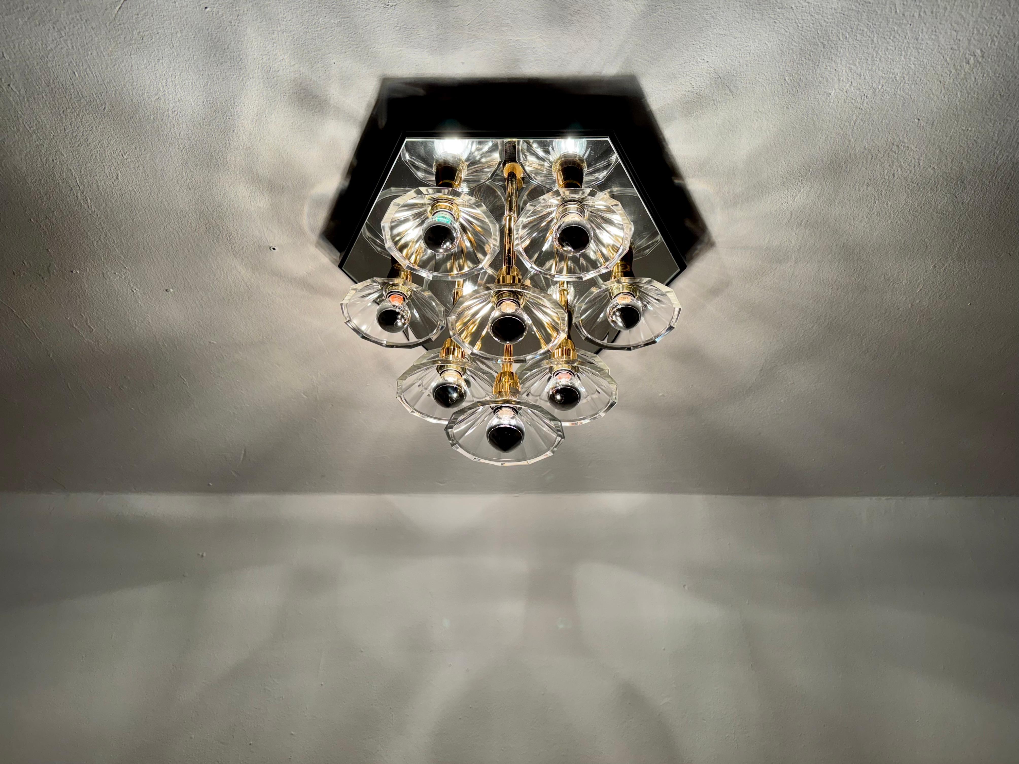 1980s Bicolor Glass Flush Chandelier by F. Fabbian en vente 2