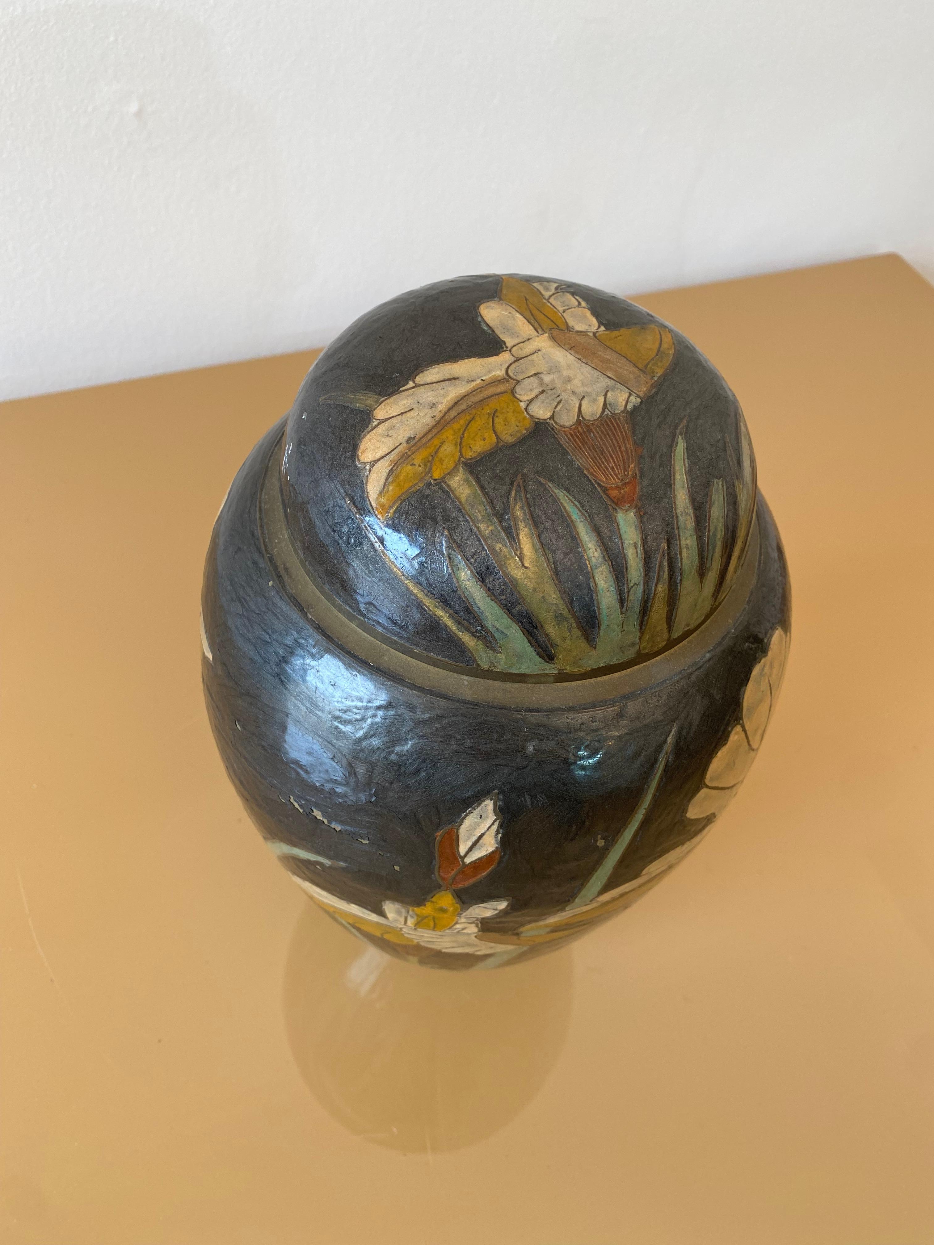 Laiton Grand vase de table exotique 2 des années 1980 en laiton cloisonné émaillé Chinoiserie Ginger Jar en vente