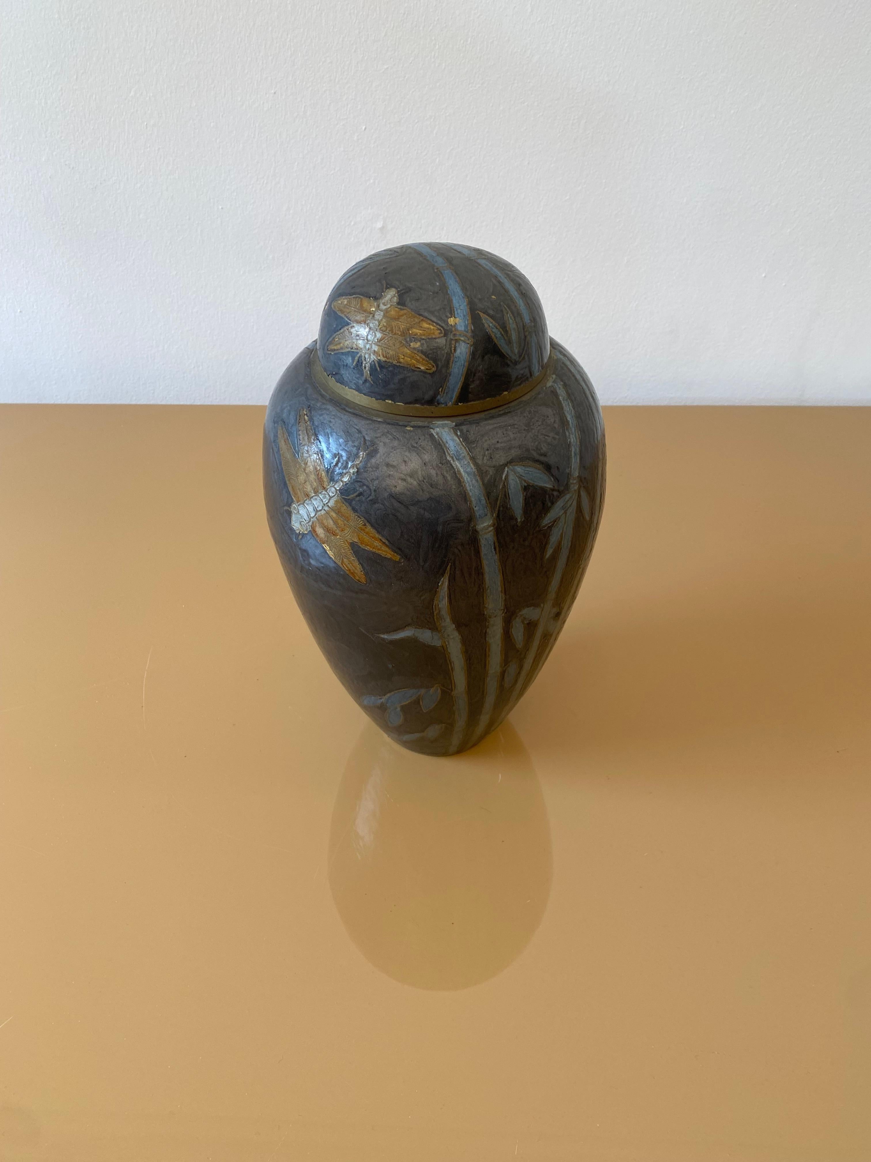 Cineserie Grande vaso da tavolo in ottone Cloisonne smaltato Chinoiserie del 1980 Vaso da tavolo esotico #3 in vendita