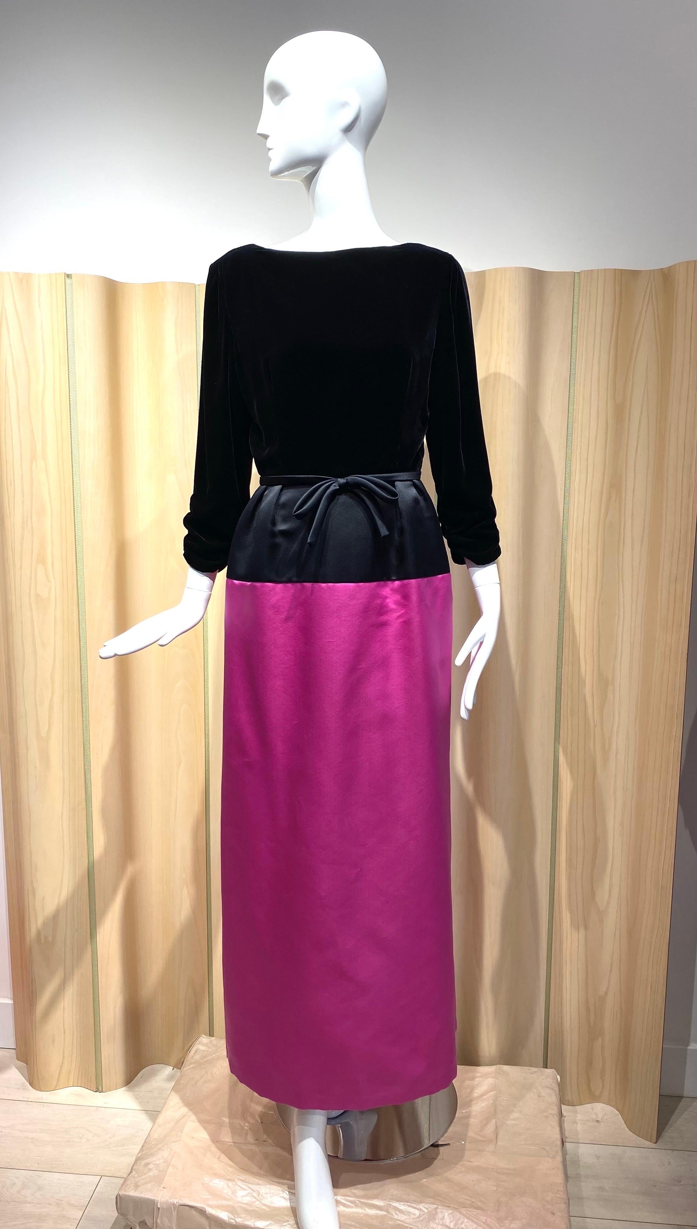 1980s Bill Blass Black and Pink Cocktail Dress For Sale 6