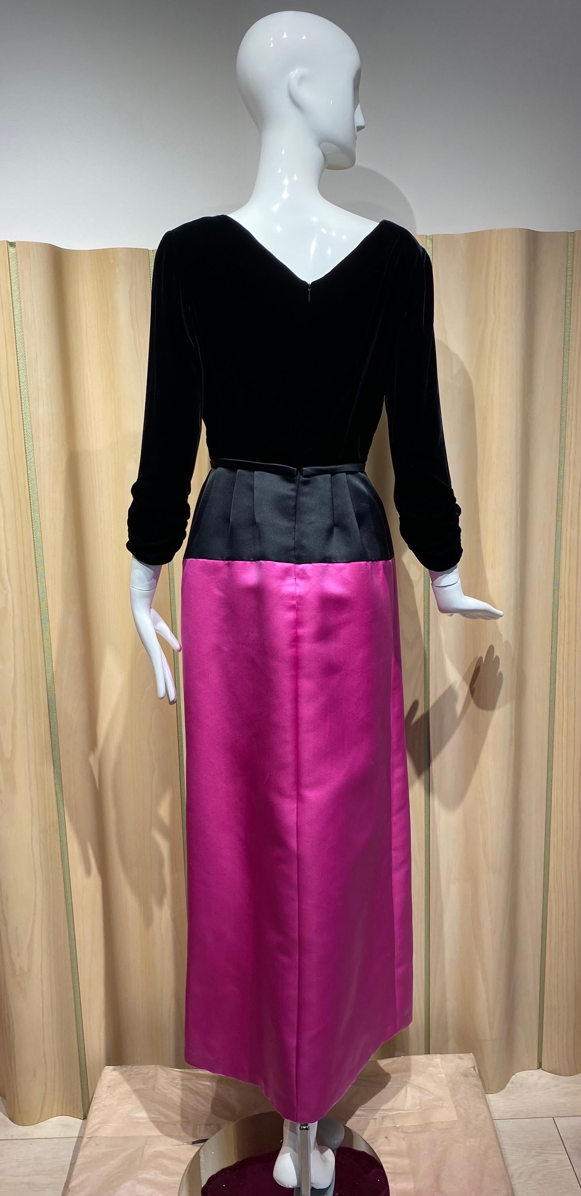Bill Blass - Robe de cocktail noire et rose des années 1980 Pour femmes en vente