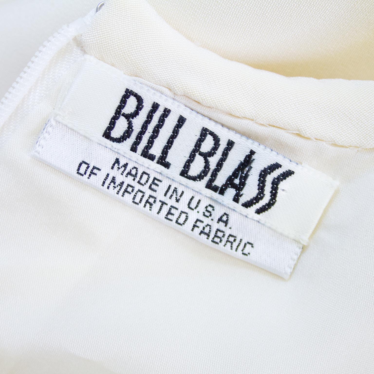 Bill Blass - Ensemble de soirée blanc cassé et dentelle bleu marine, années 1980 en vente 1